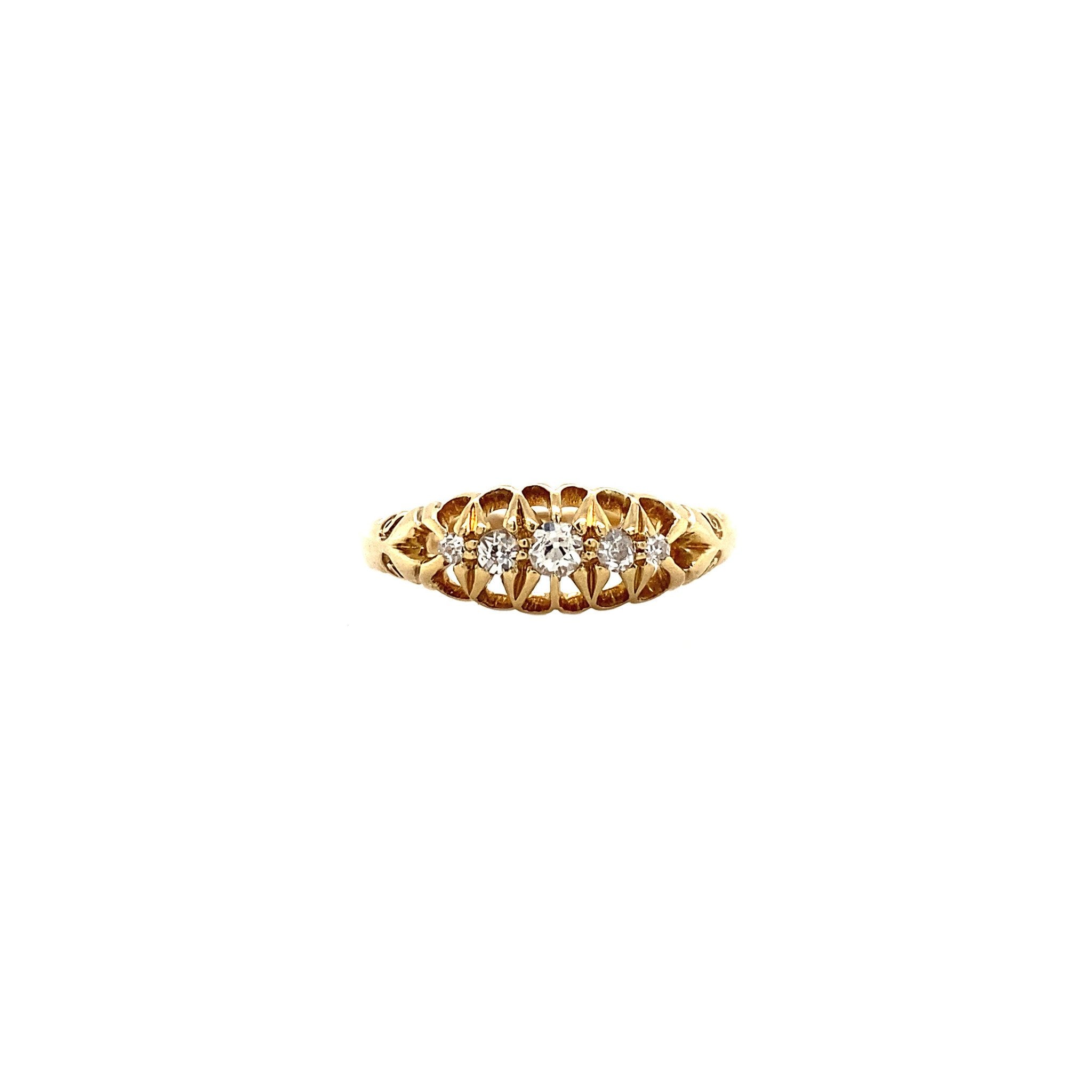 18 kt gold ring with a row of diamonds