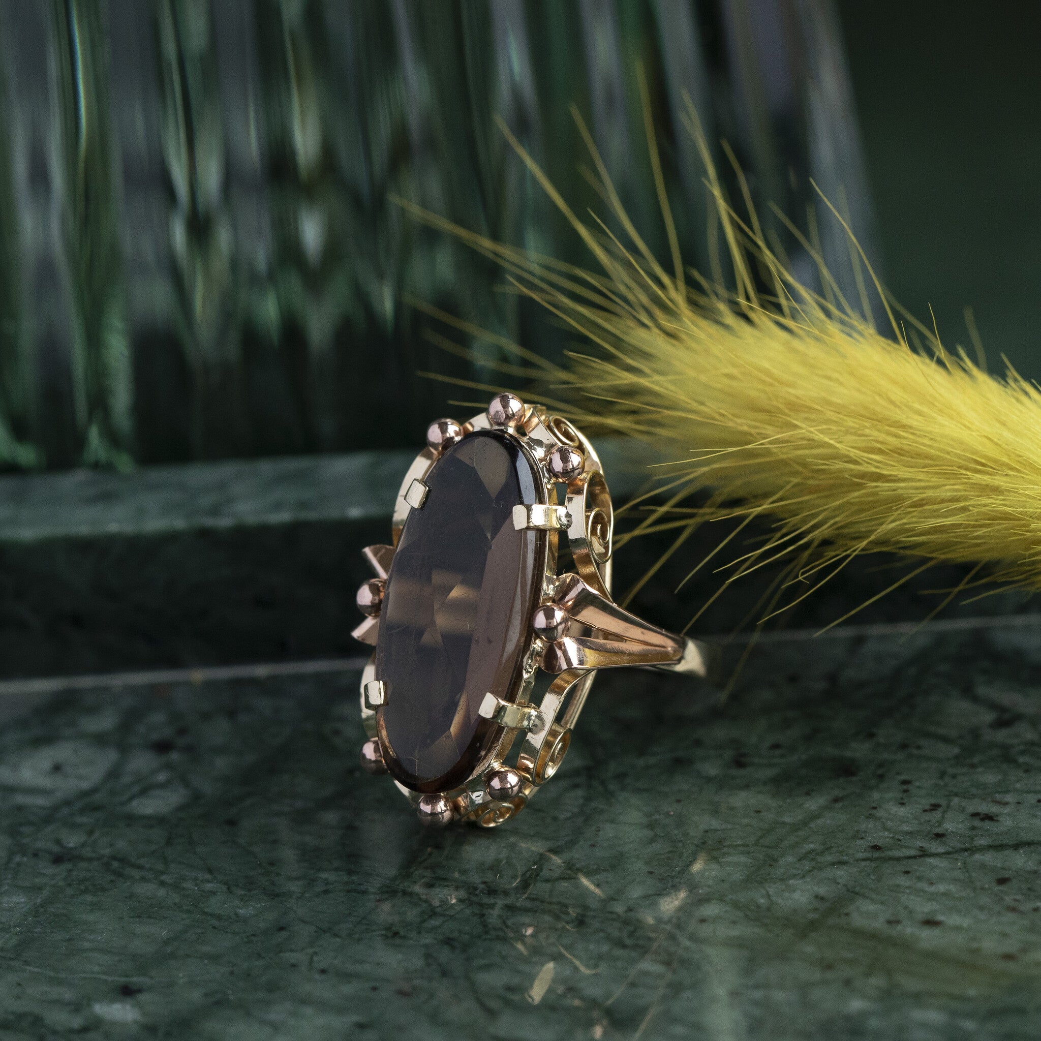 Gold ring with smoky topaz 14 krt