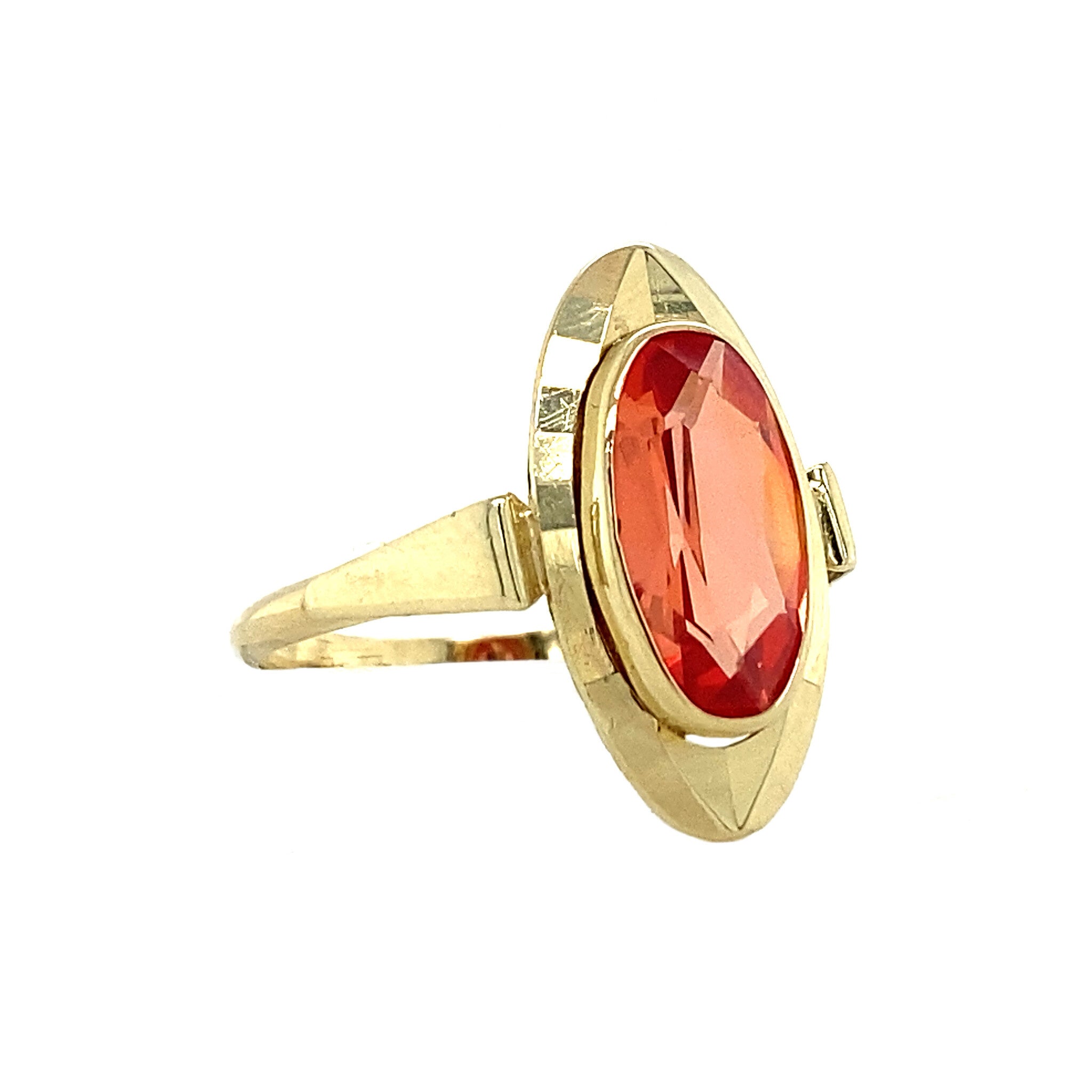 Gouden ring met oranje saffier 14 krt