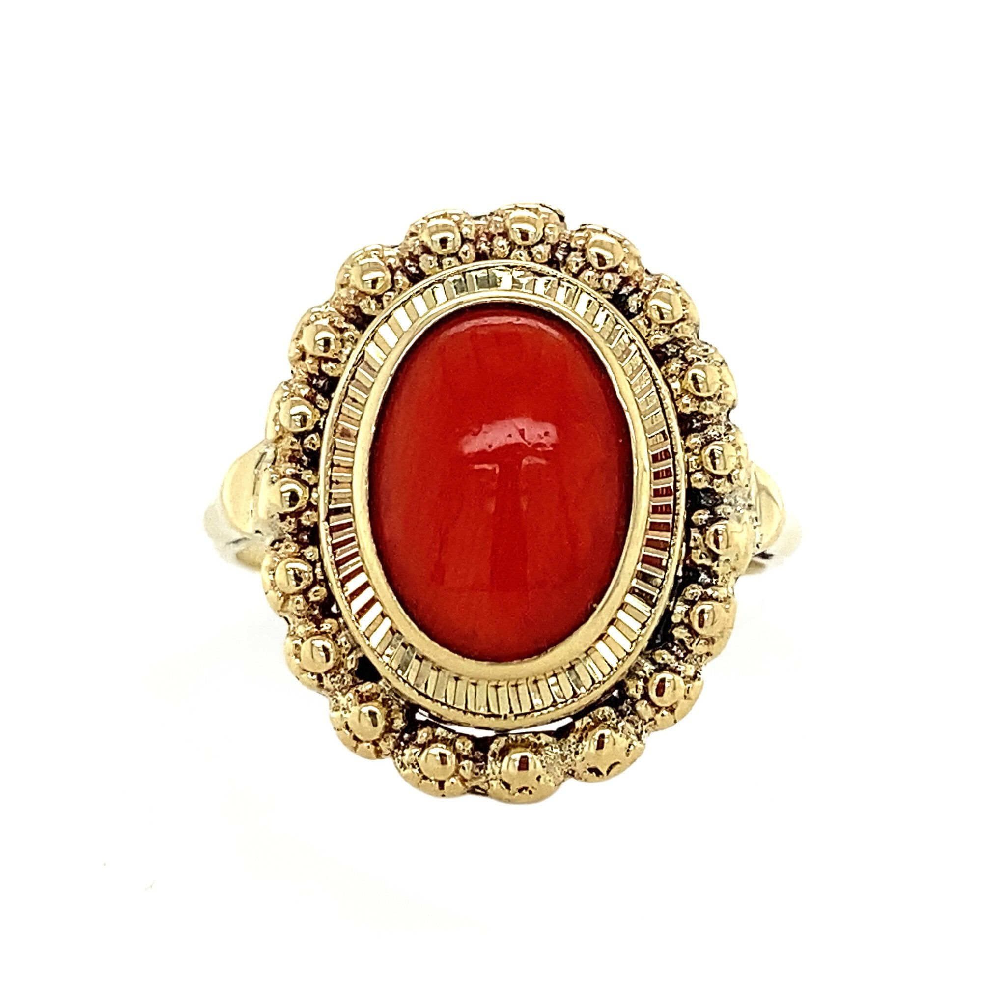 Gold ring with blood coral, 14 kt