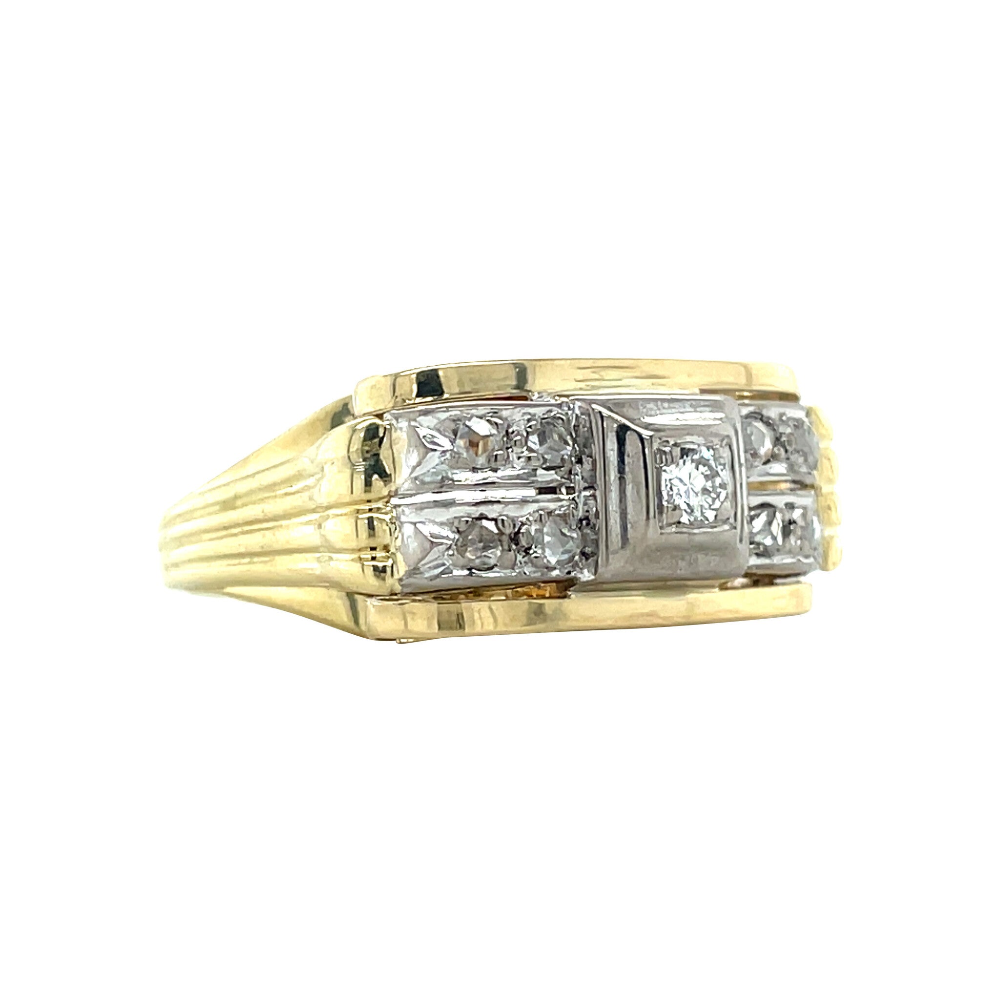 Vintage 14 kt gold ring with diamond