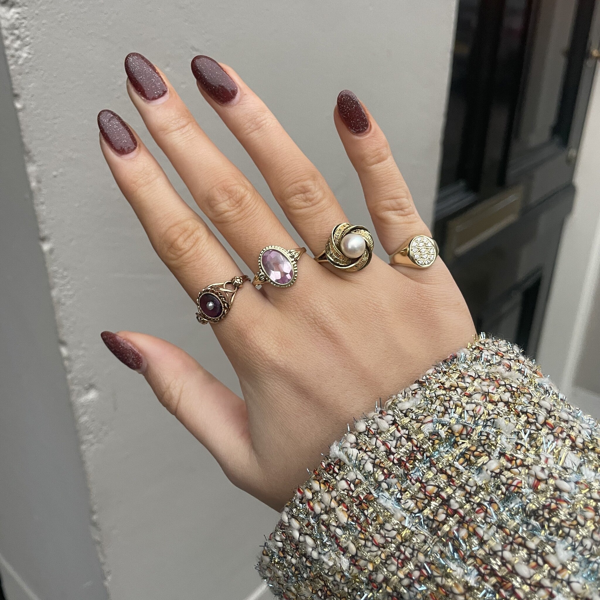 14 kt gold ring with pearl