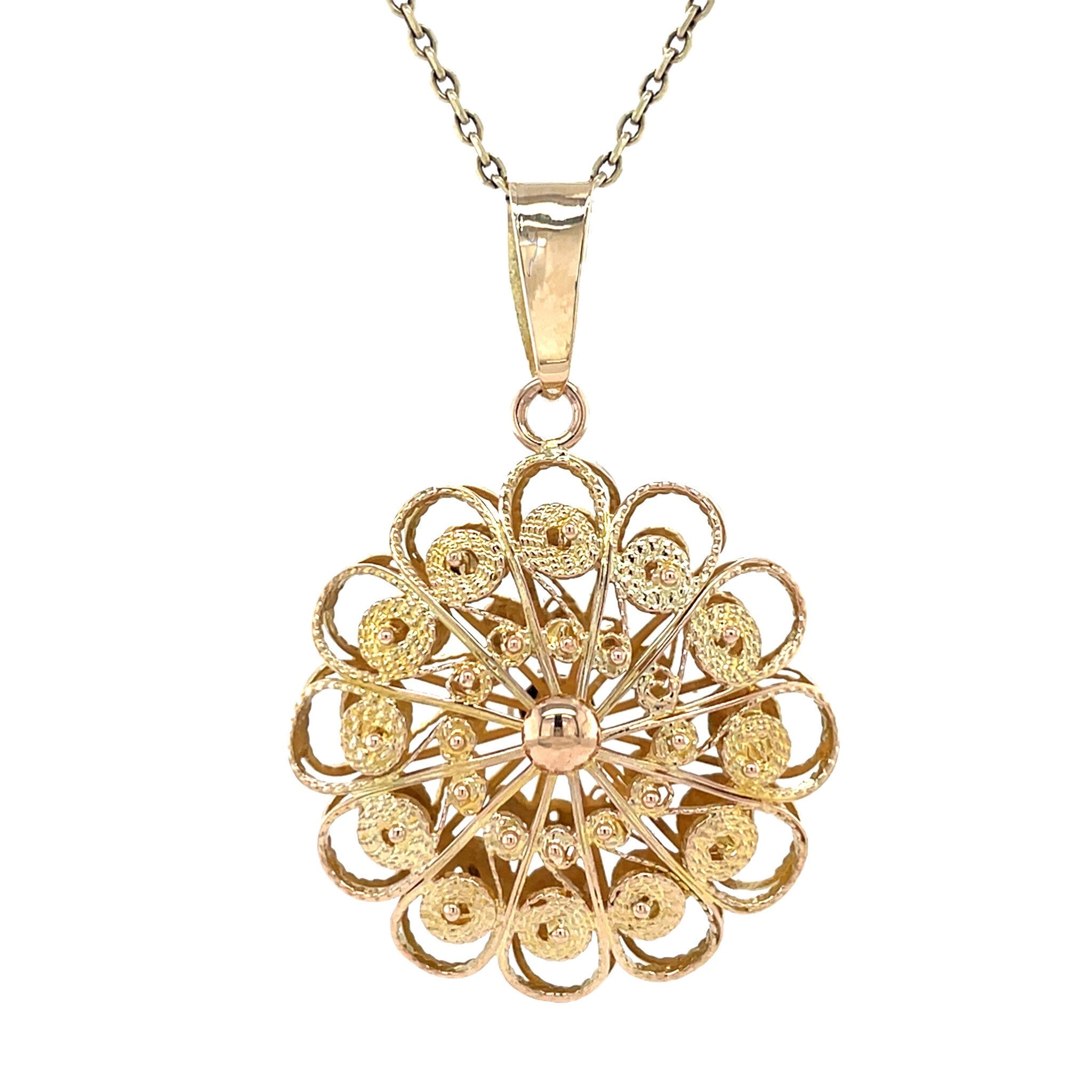 Vintage gold filigree pendant 14 kt