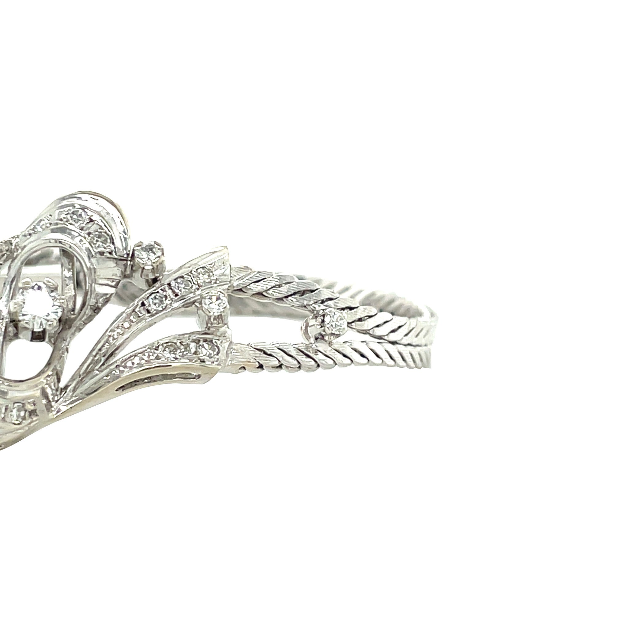 Vintage 14 kt white gold bracelet with a diamond