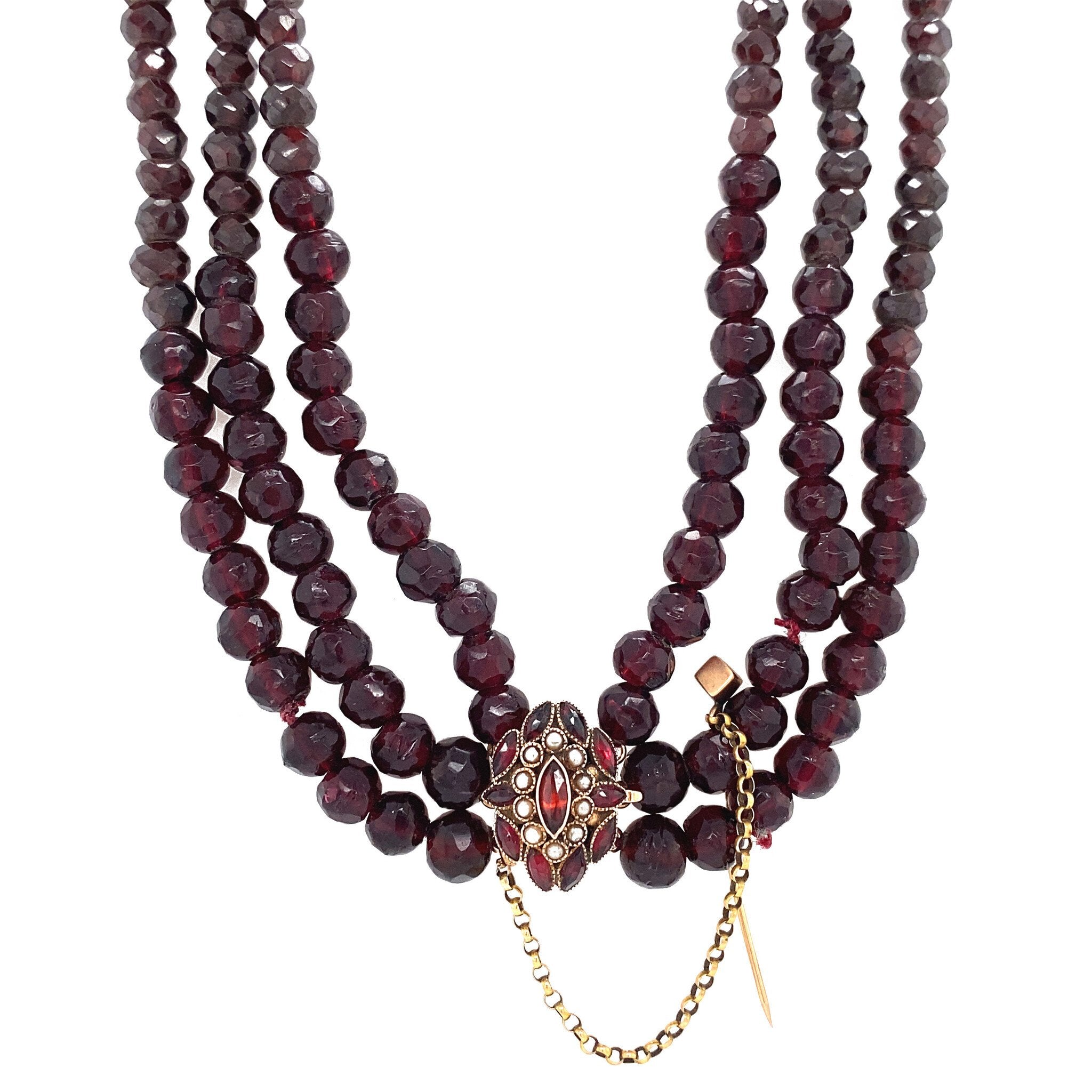 Granaat collier met gouden siersluiting 14 krt