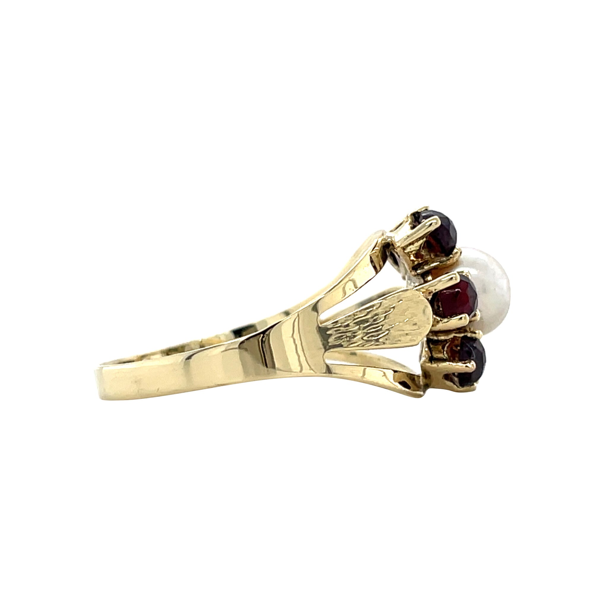 Gouden vintage entourage ring met parel en granaat 14 krt