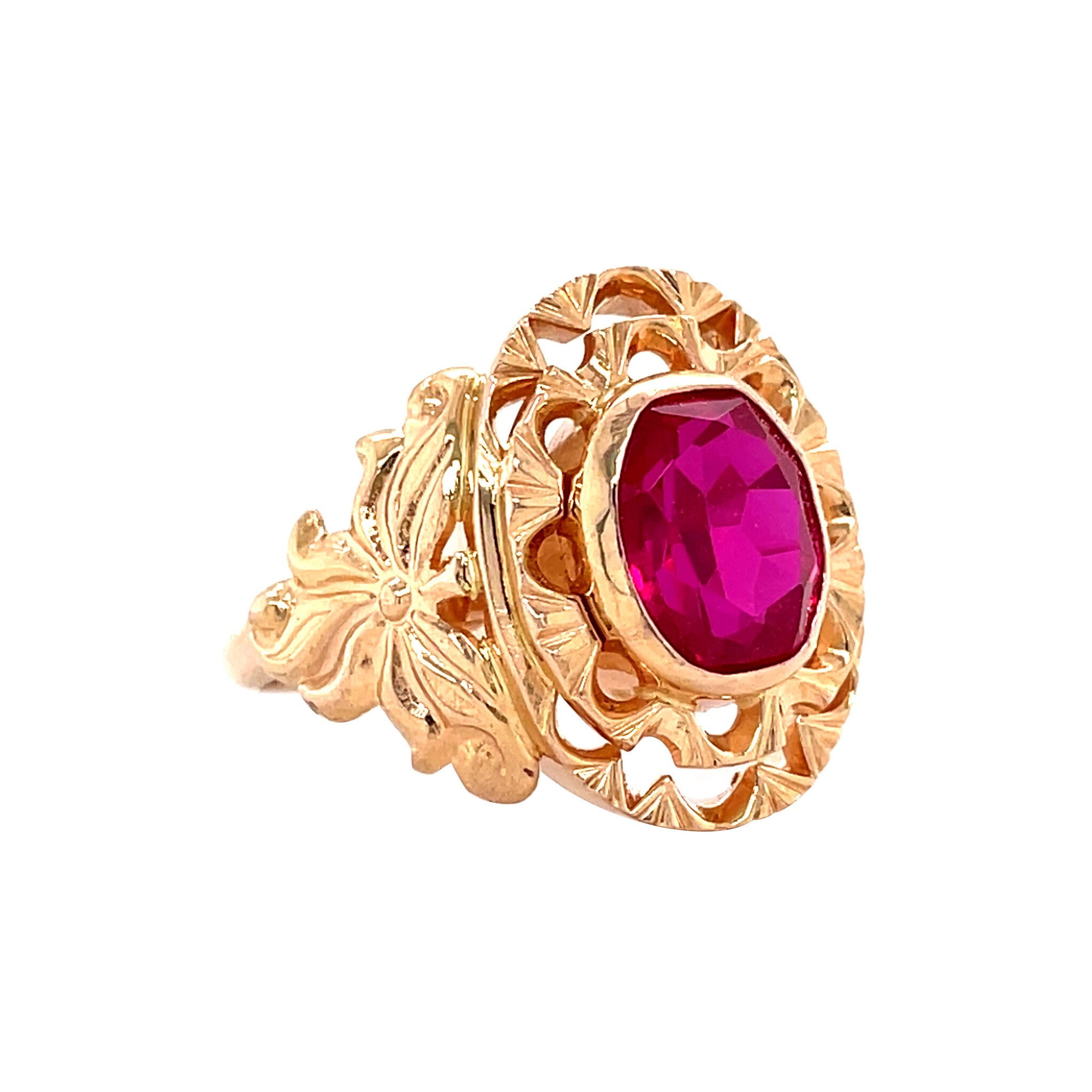 Vintage rose-gold ring with ruby, 14 kt