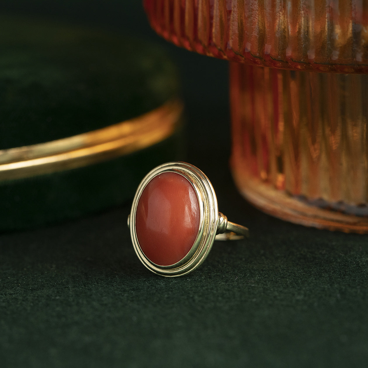14 kt gold ring with blood coral
