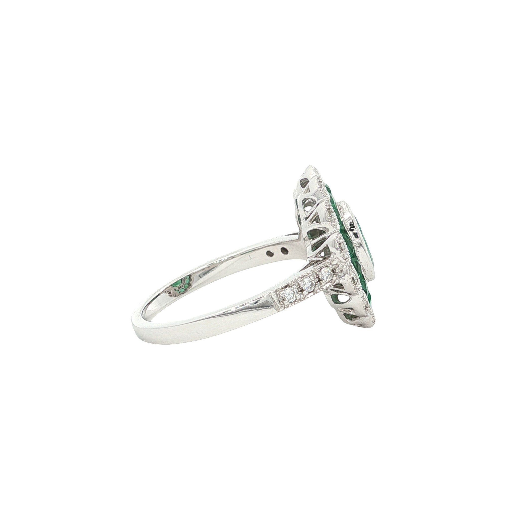 14 kt gold ring with emerald and diamond