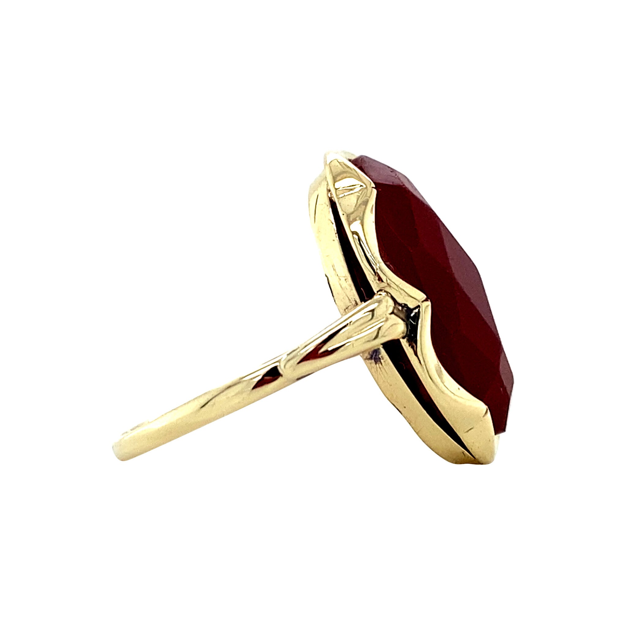 Gouden ring met carneool 14 krt