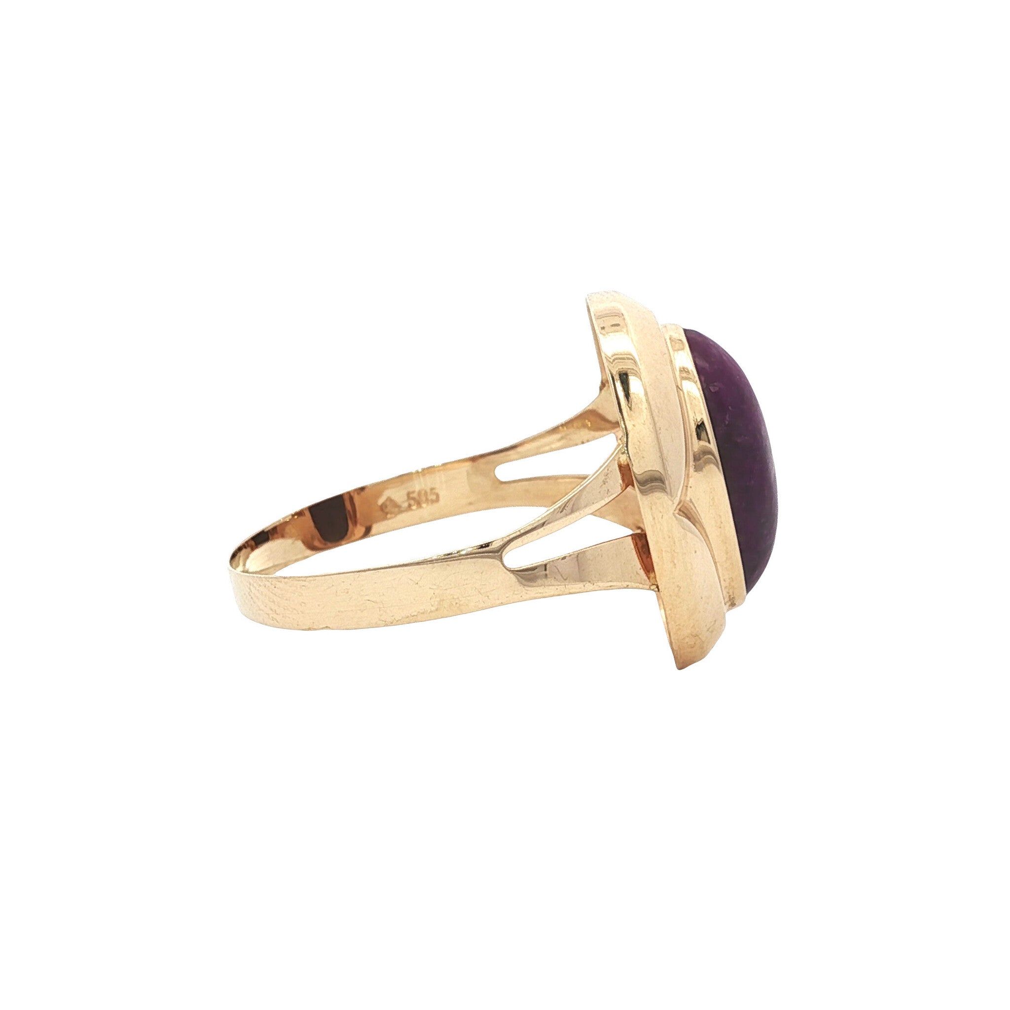 Gold vintage ring with sugilite 14 kt