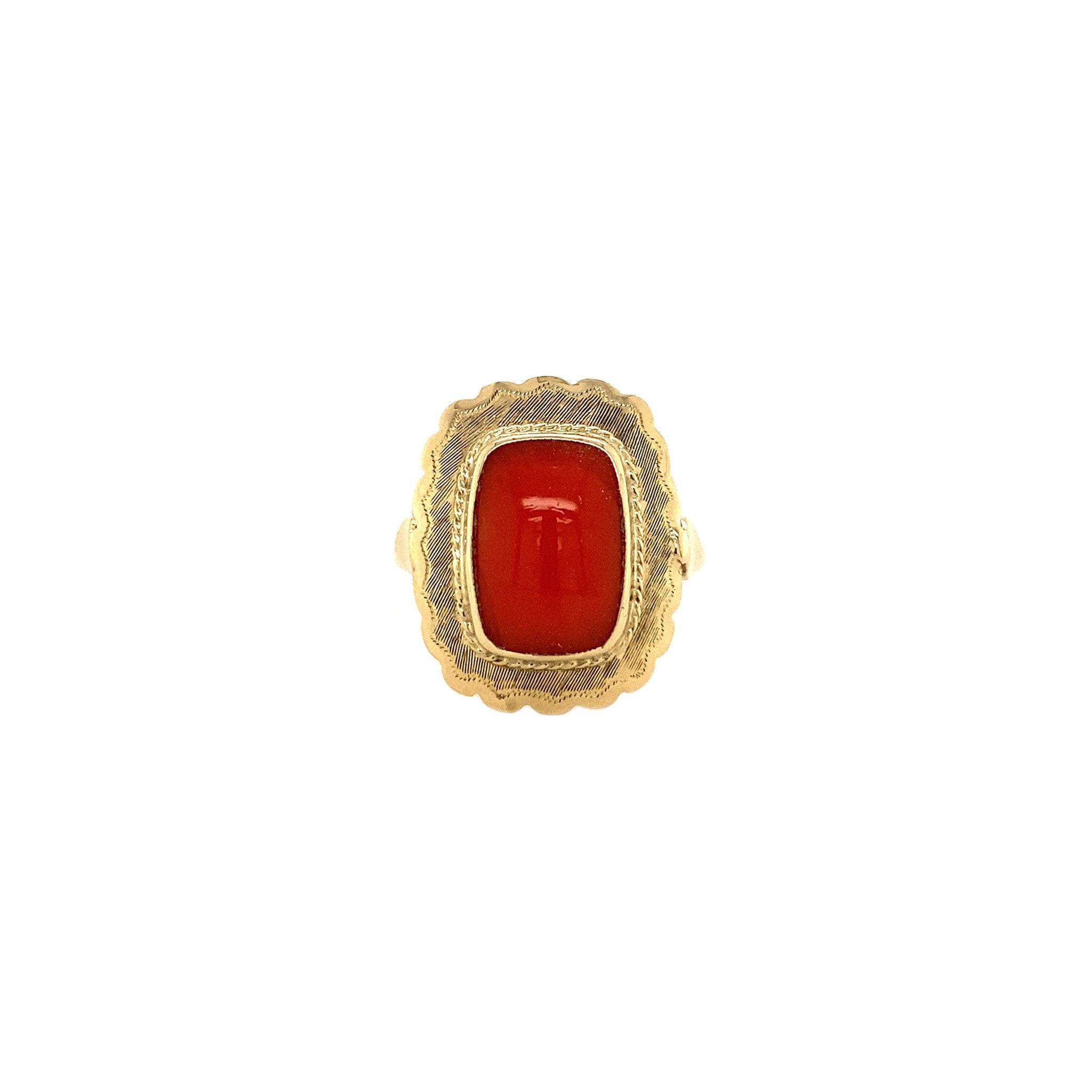 Gouden ring met bloedkoraal 14 krt