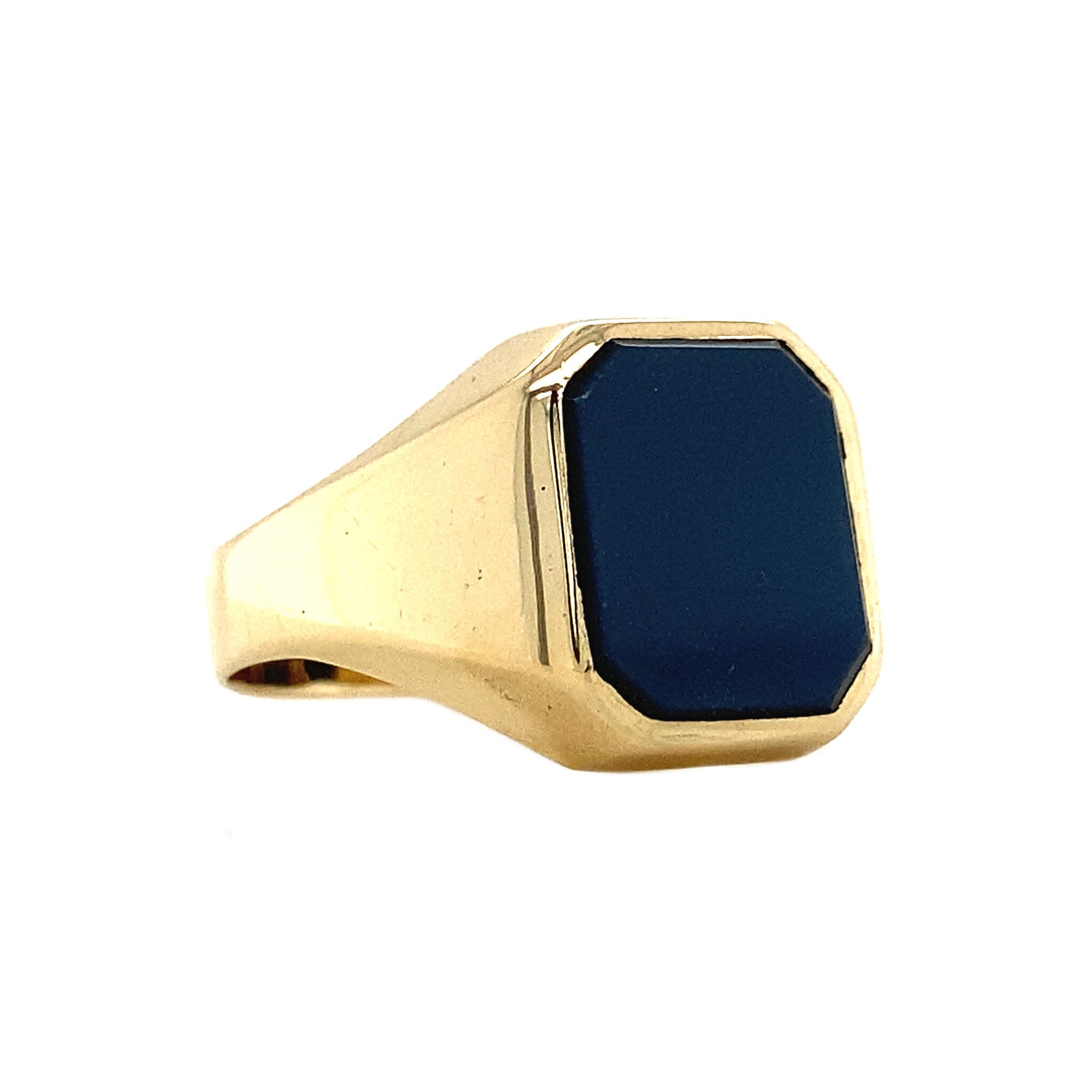 14 kt gold signet ring with blue layered stone