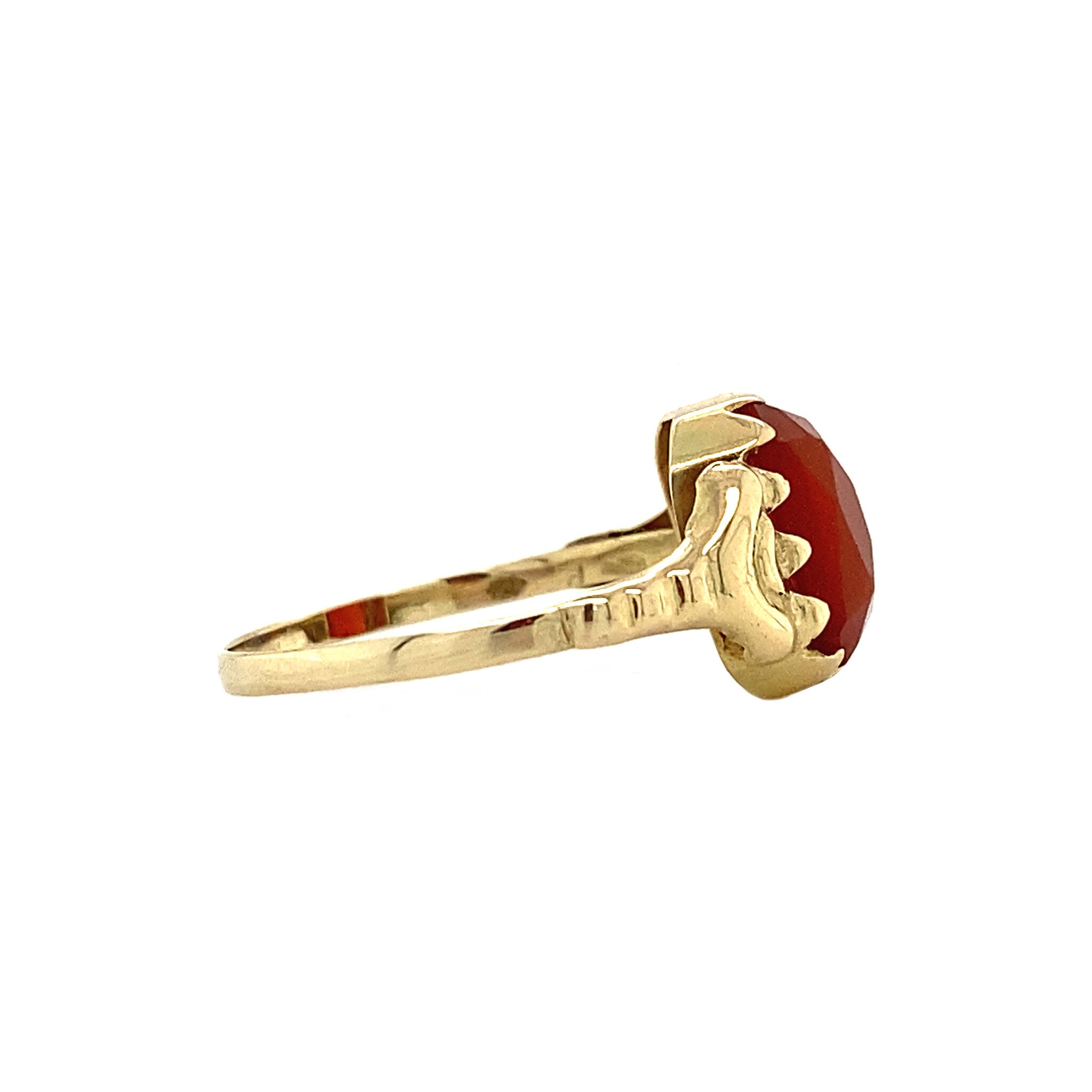 Gold ring with carnelian 14 krt