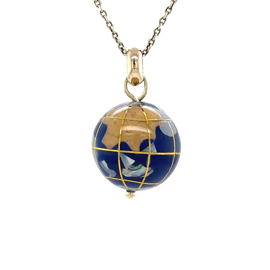 Vintage gold globe pendant 14 kt