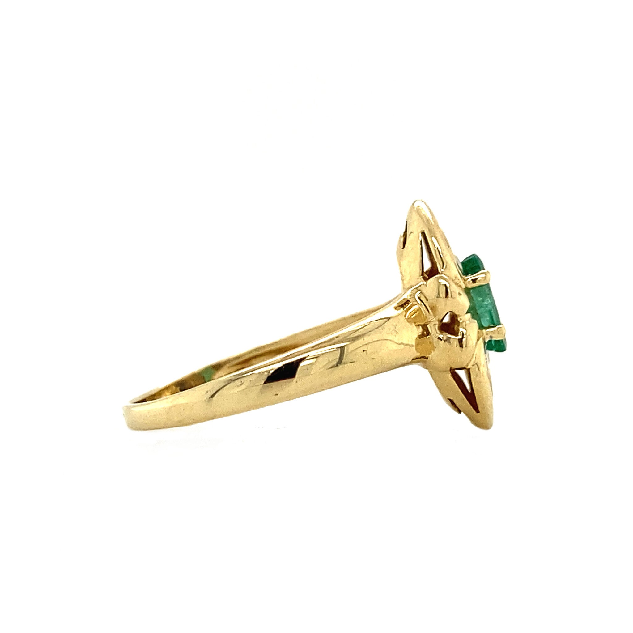 18 kt gold ring with emerald and diamond