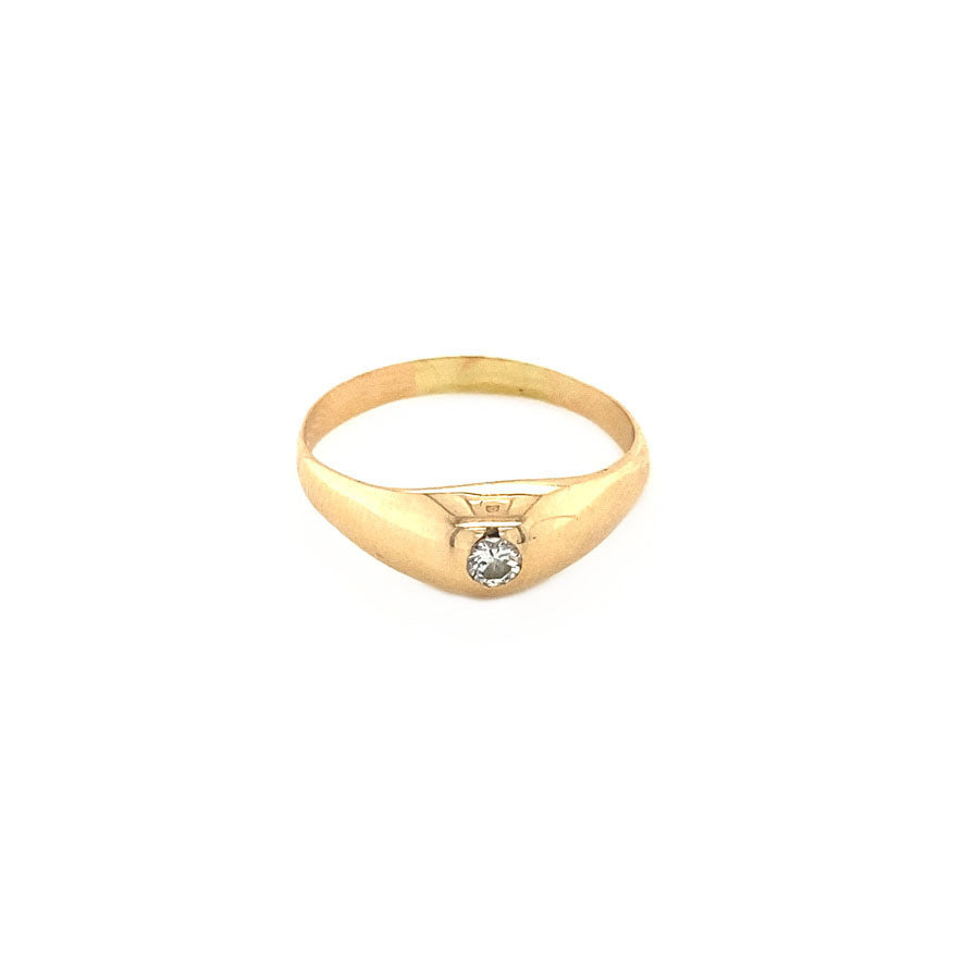 14 kt rose-gold pinky ring with diamond