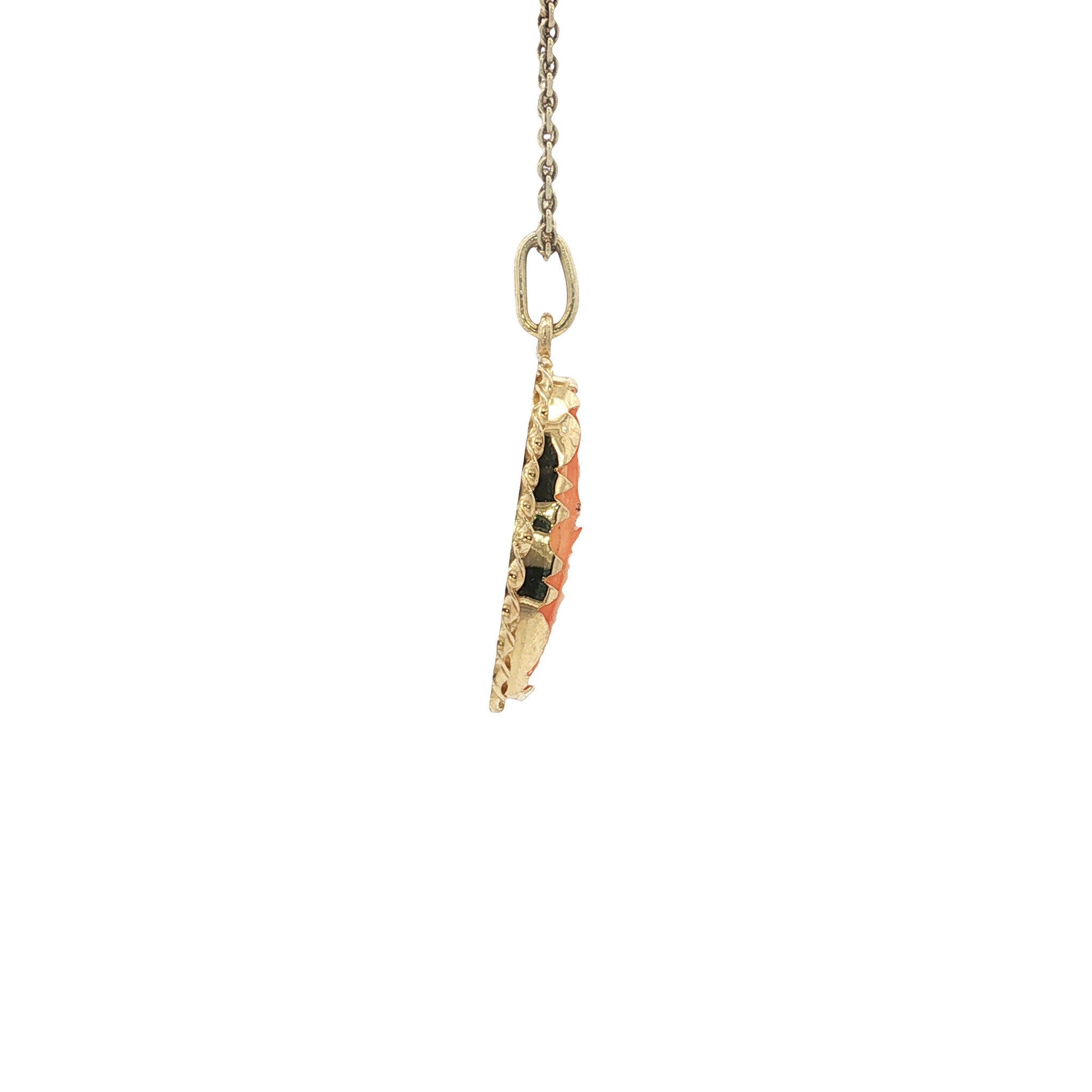 Gold vintage pendant with cameo 14 kt