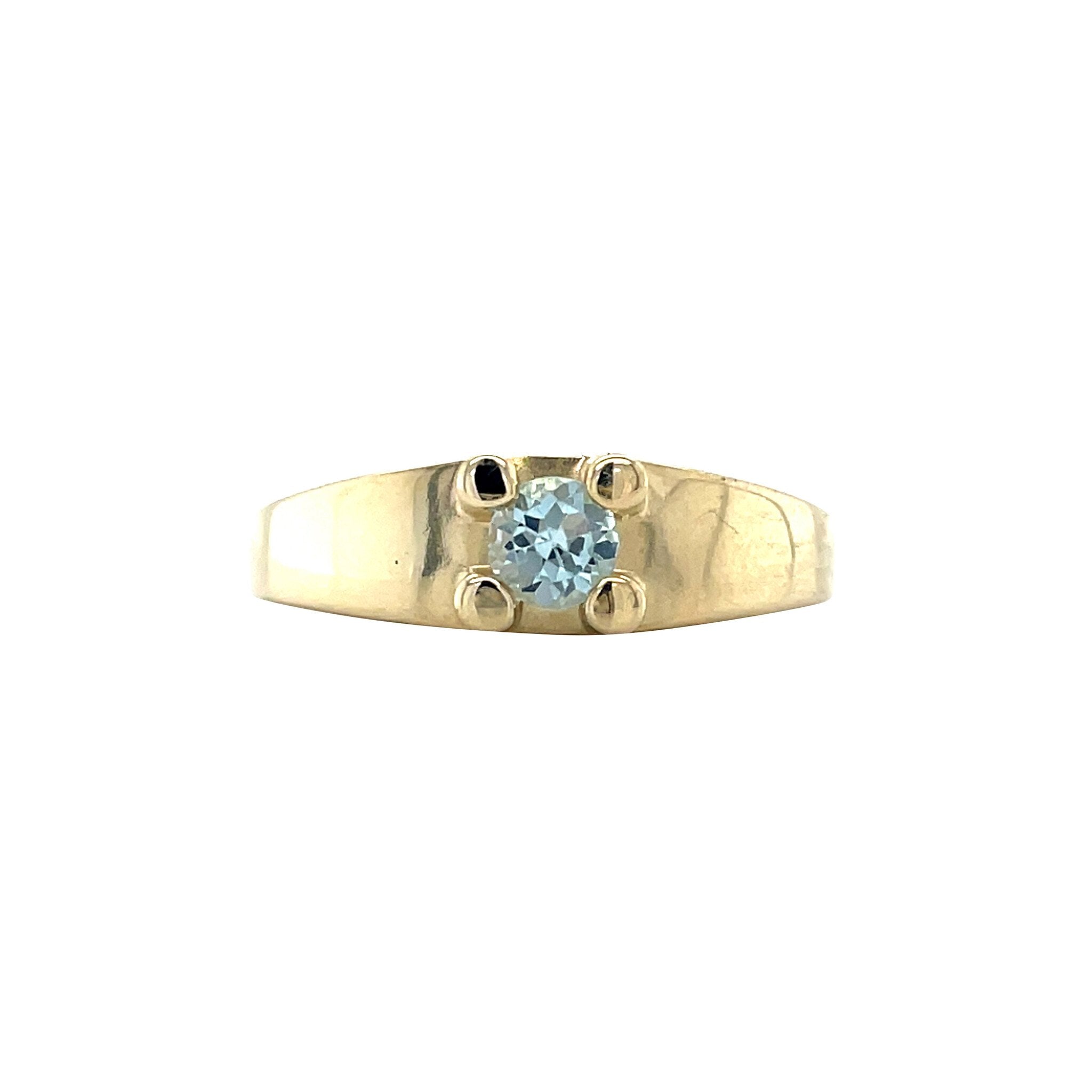 Vintage ring met blauwe topaas 8 krt