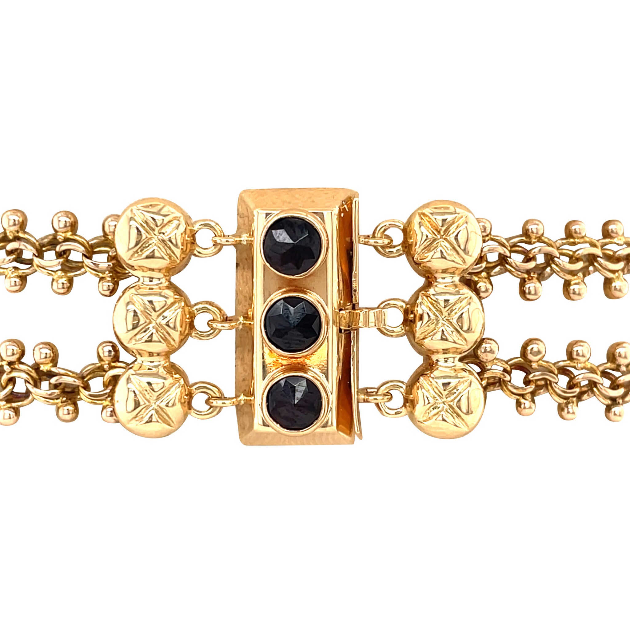 Vintage 14 kt gold bracelet with garnet