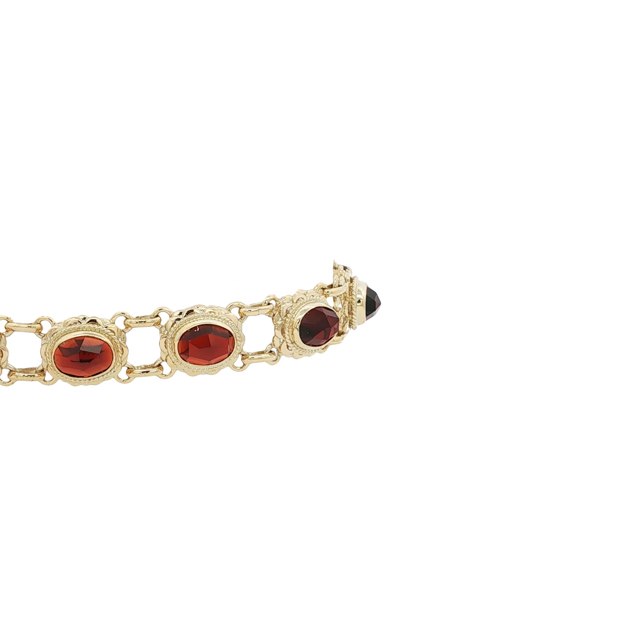 Vintage 14 kt gold bracelet with garnet