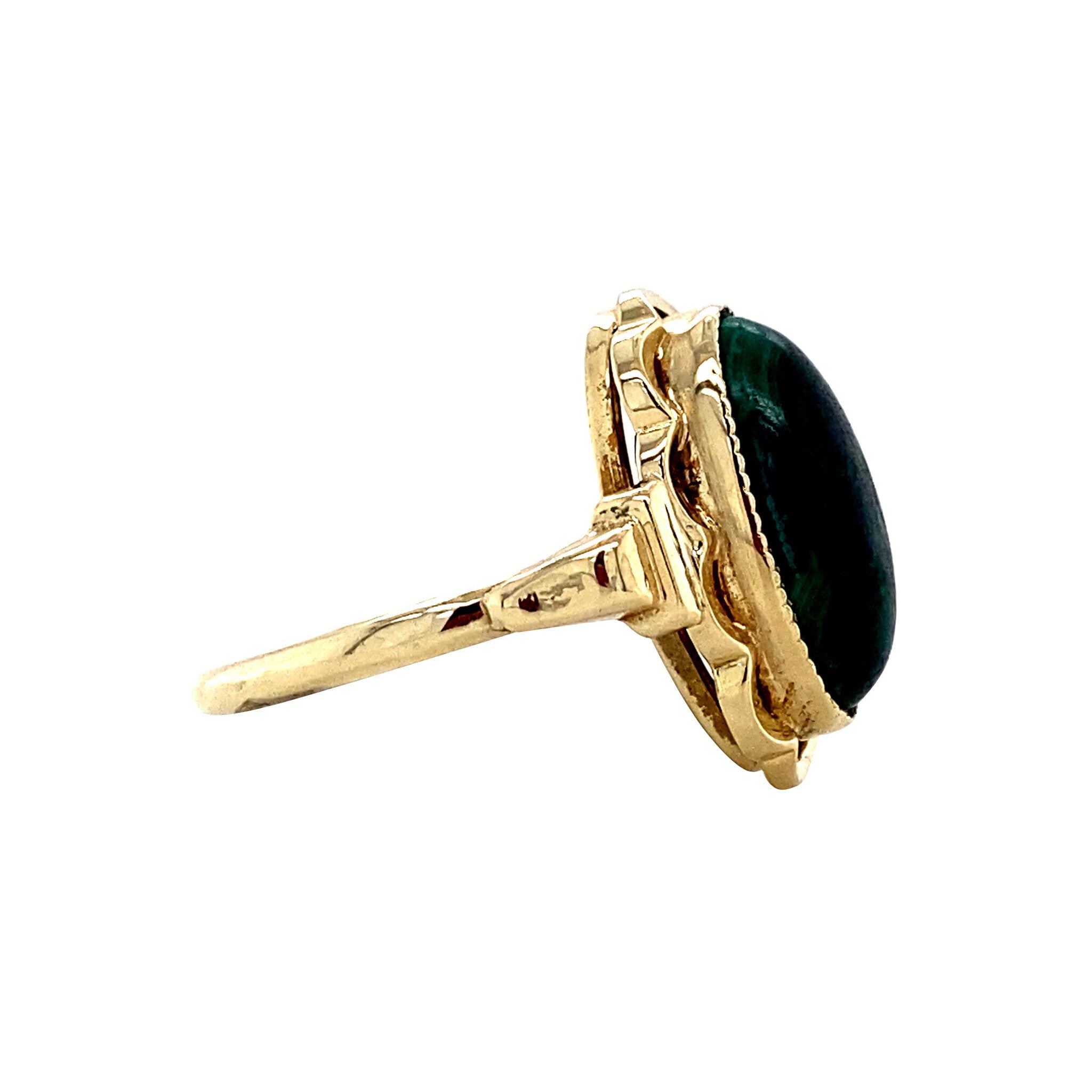 Gold ring with malachite, 14 kt