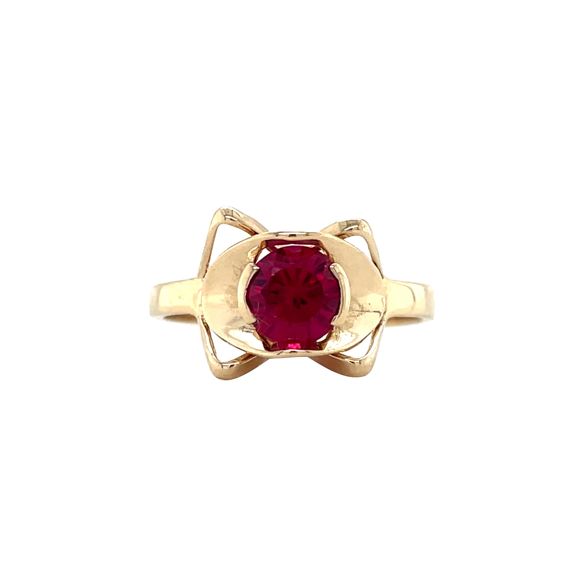 Vintage 14 kt gold ring with ruby