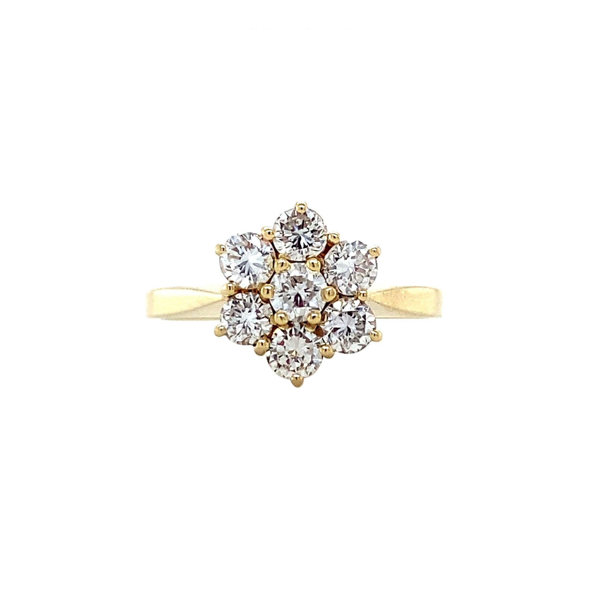 Vintage 14 kt gold cluster ring with a diamond