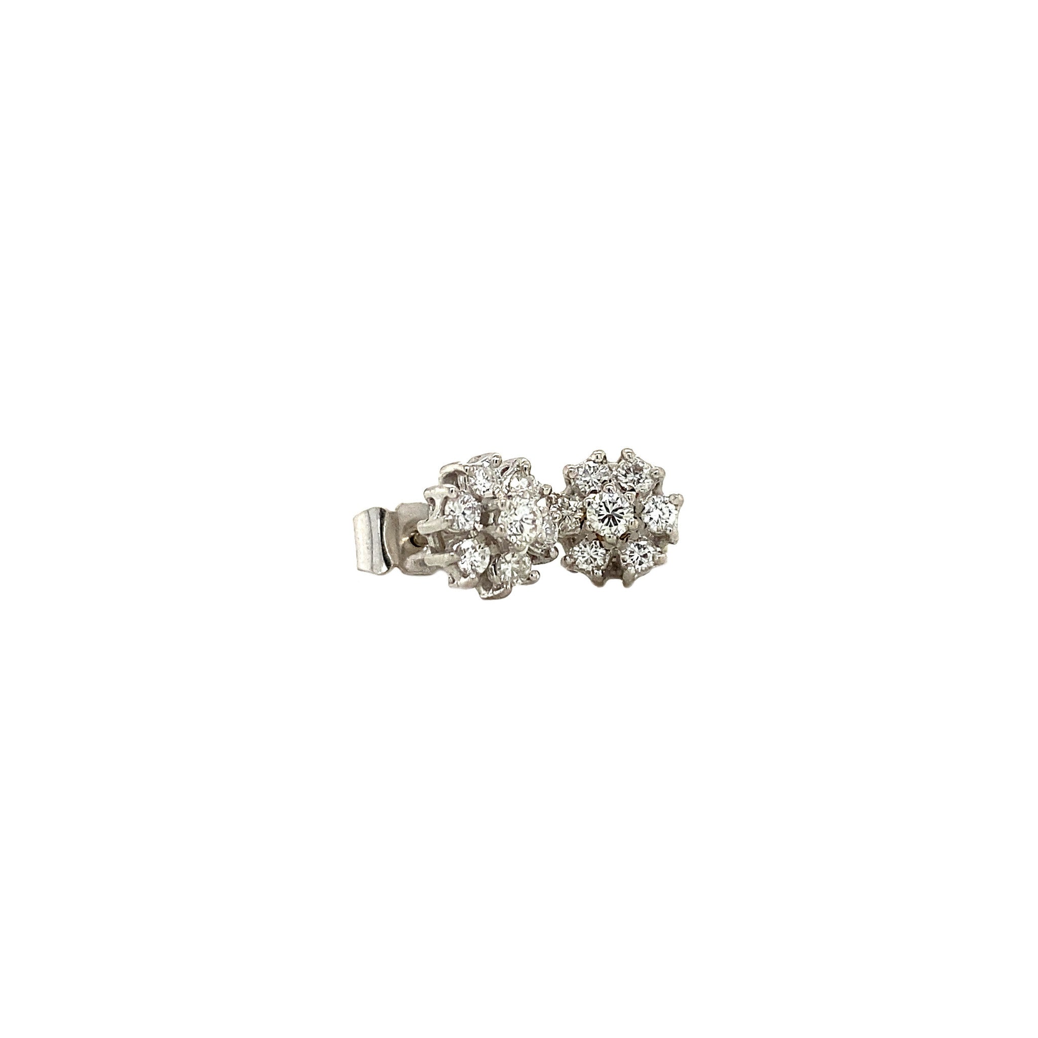 14 kt white gold entourage stud earrings with diamond