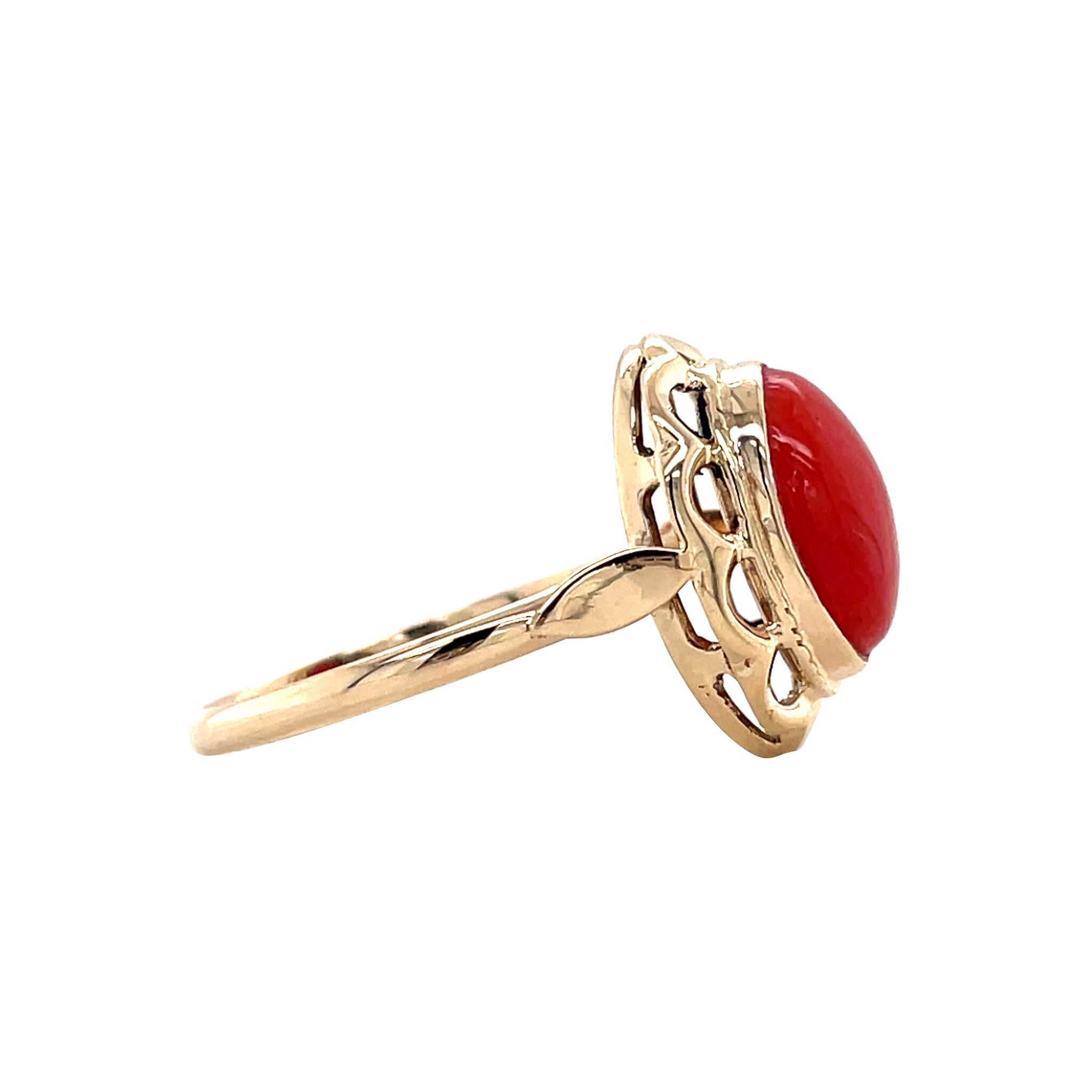 Gouden vintage ring met bloedkoraal 14 kt