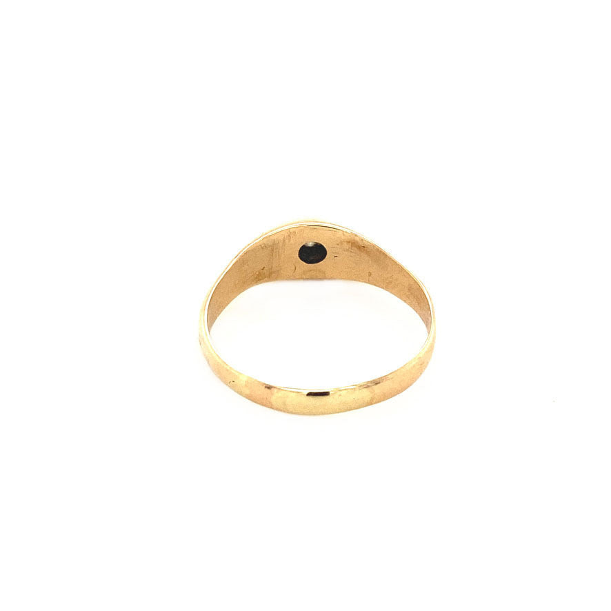 14 kt rose-gold pinky ring with diamond