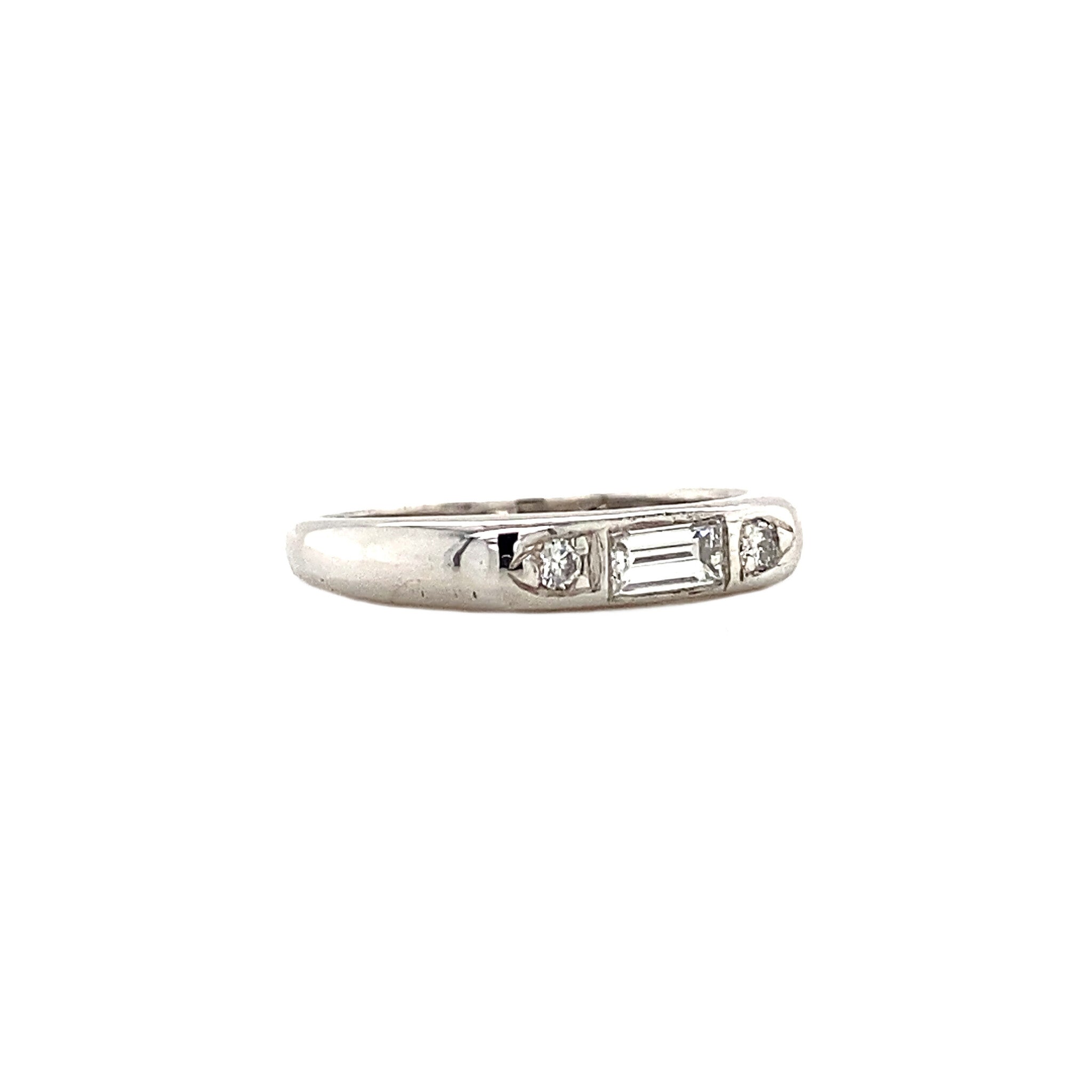 Witgouden pinkring met diamant 14 krt