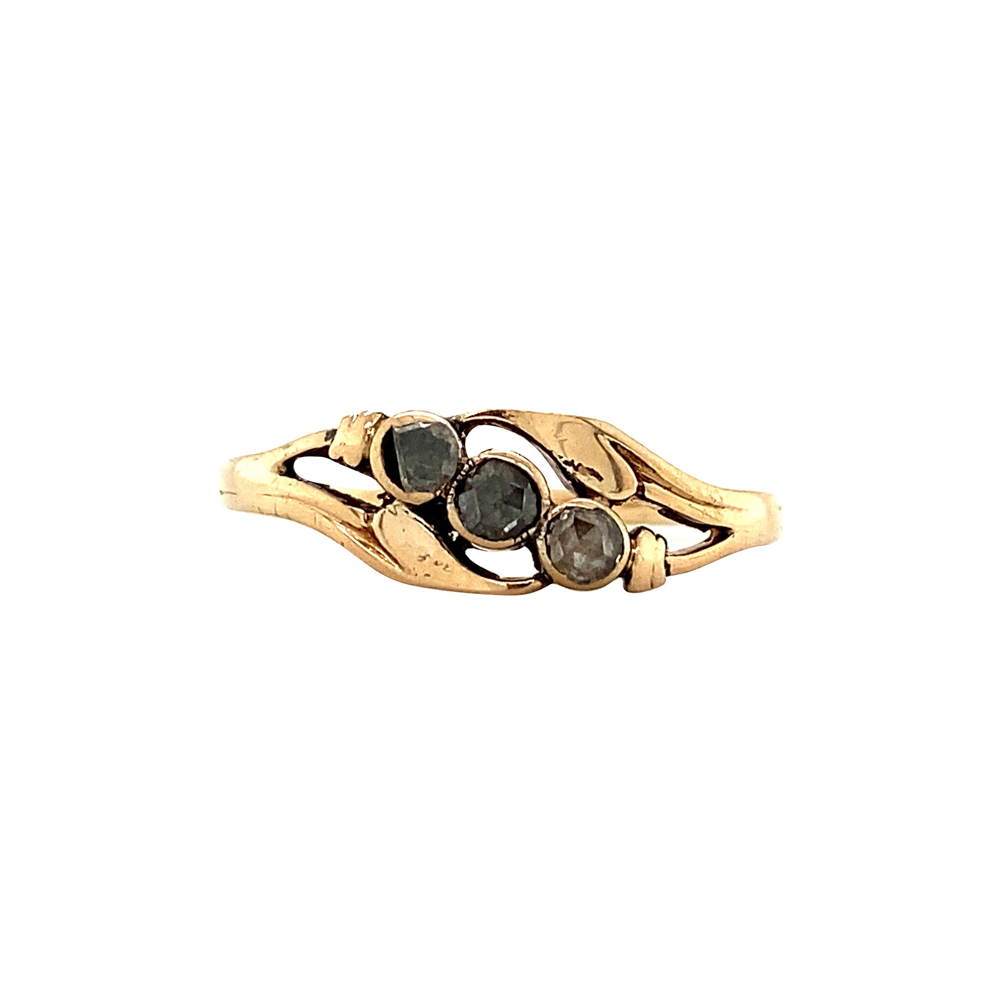 14 kt gold ring with a rose-cut diamond