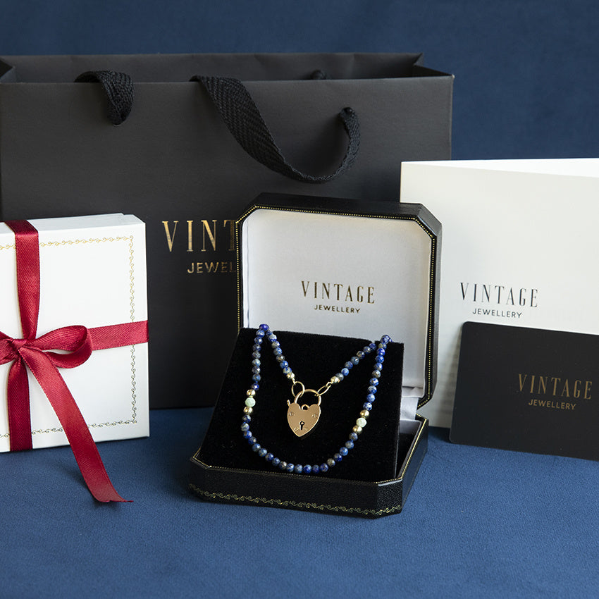 Vintage lapis lazuli necklace with 14 kt gold clasp