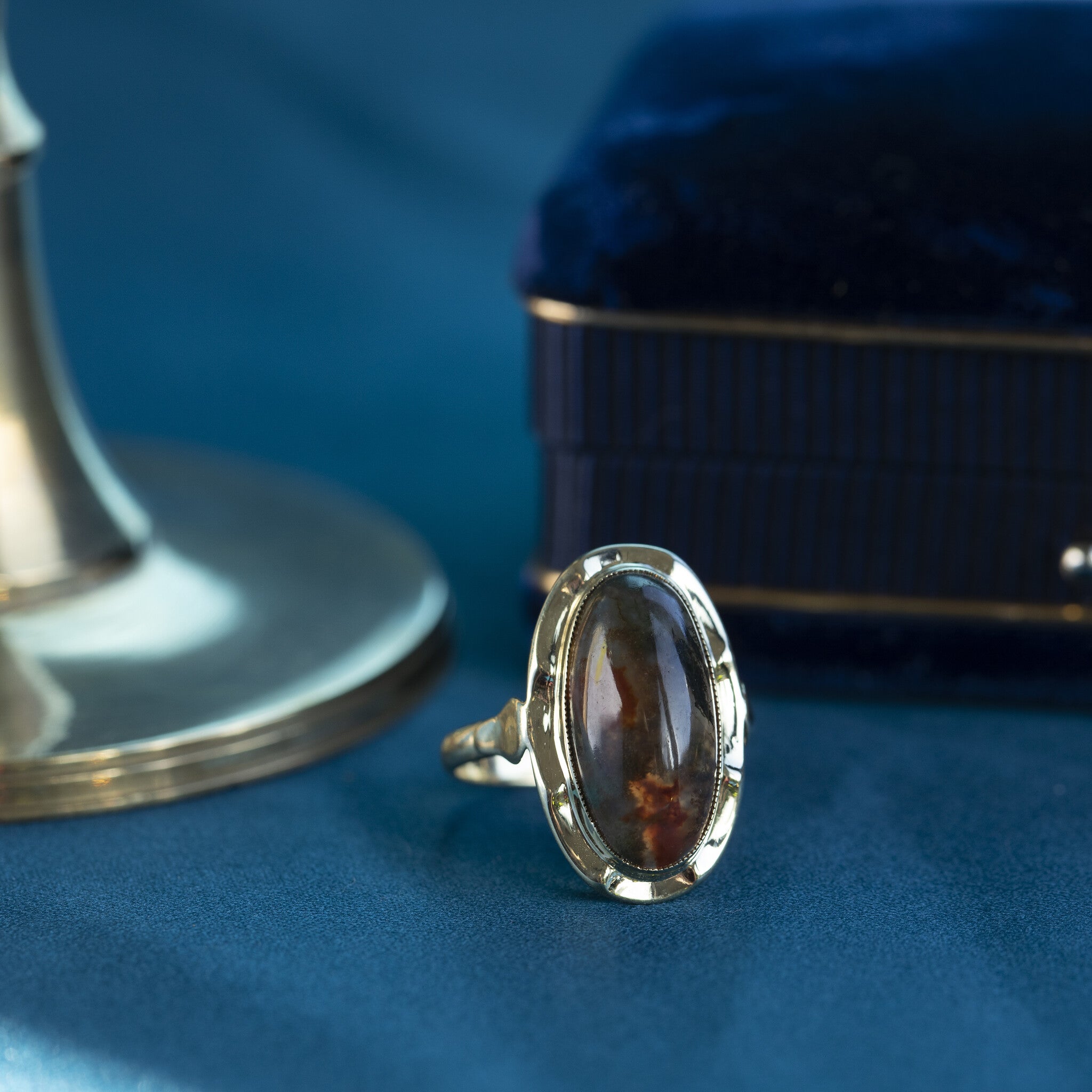 14 kt gold ring with moss agate