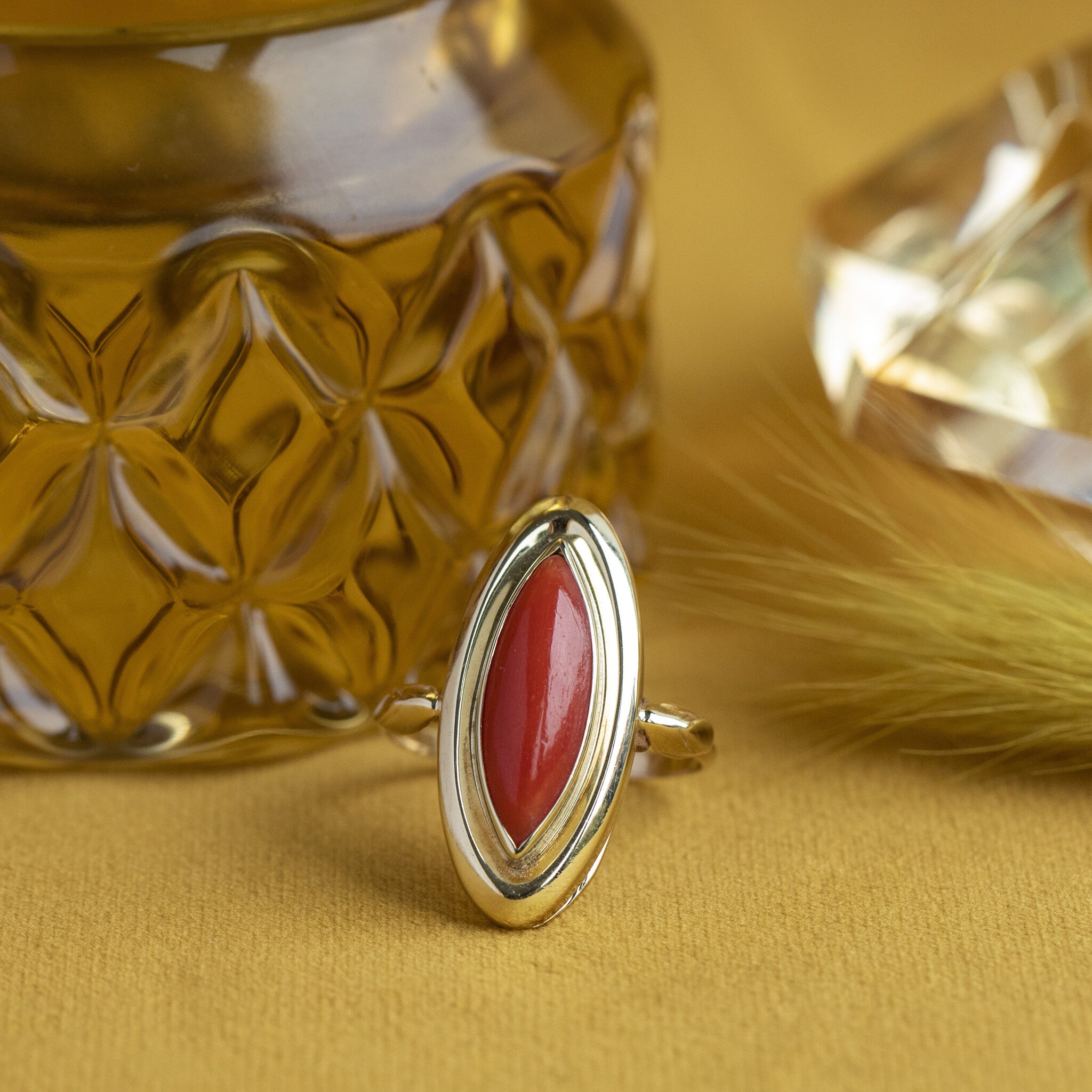 Gold ring with blood coral, 14 kt