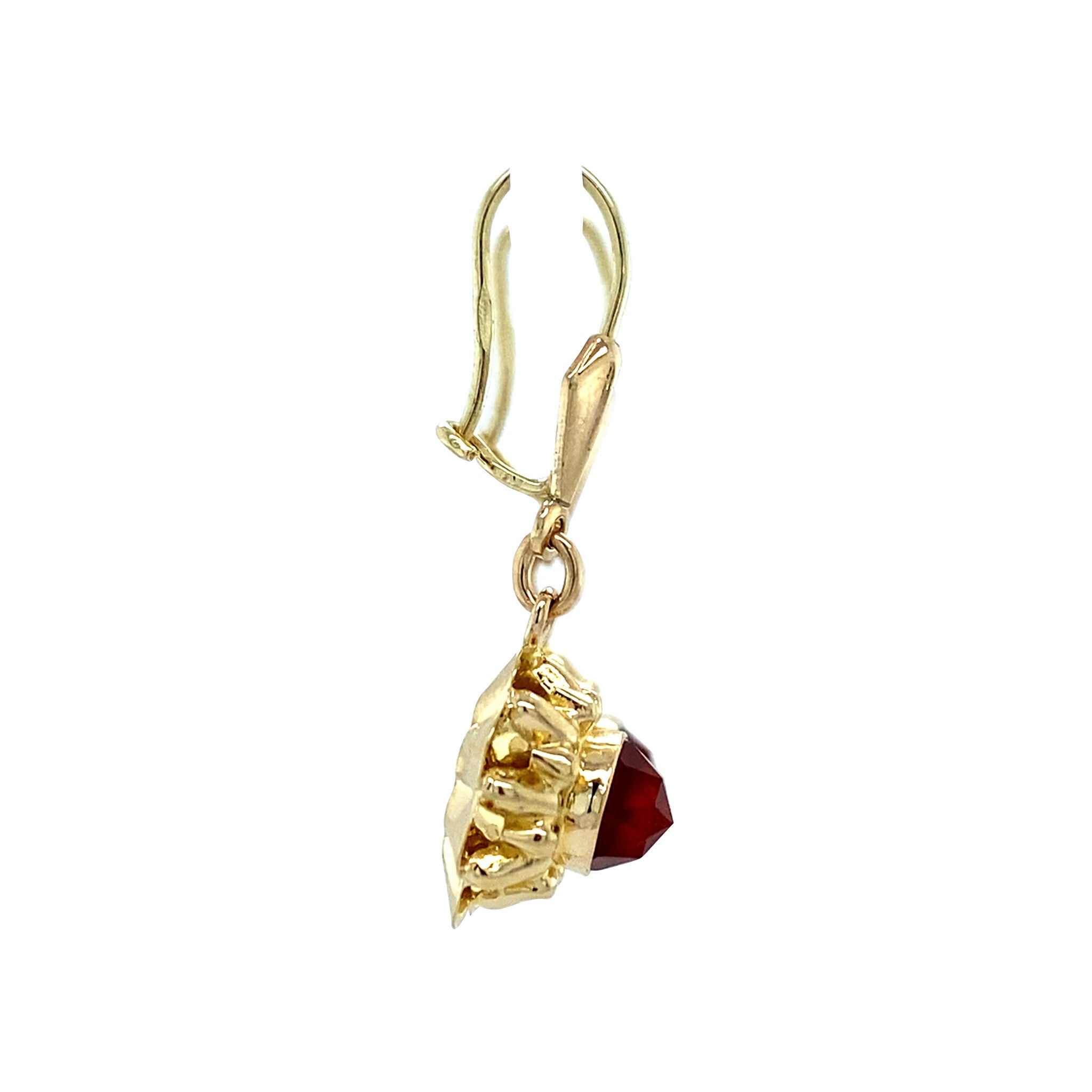 Gouden vintage oorhangers met carneool 14 krt