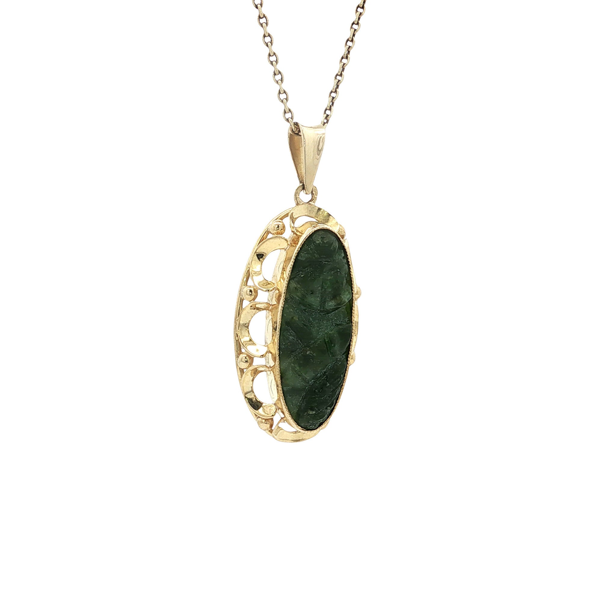 Golden vintage pendant with jade 14 kt