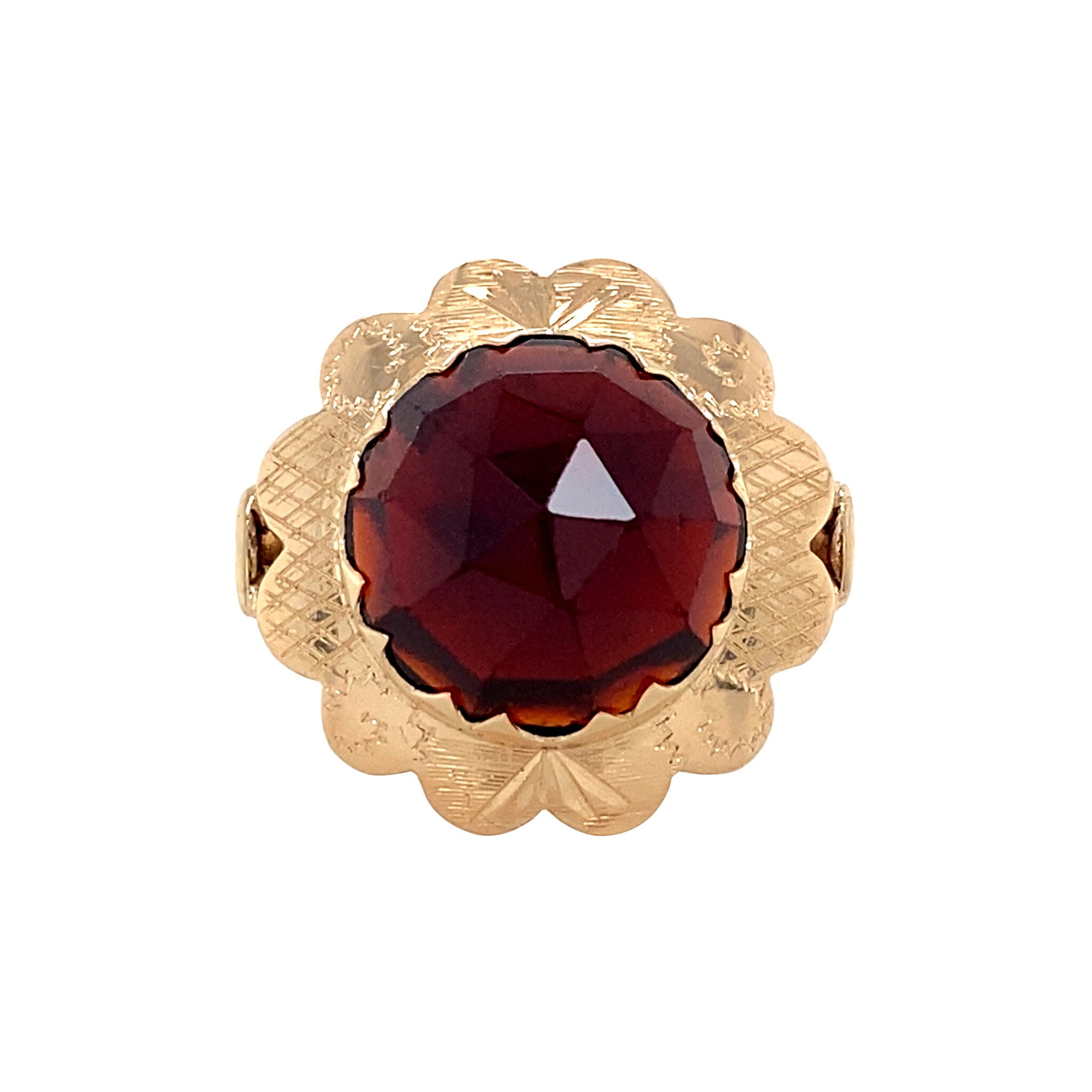 14 kt gold ring with garnet