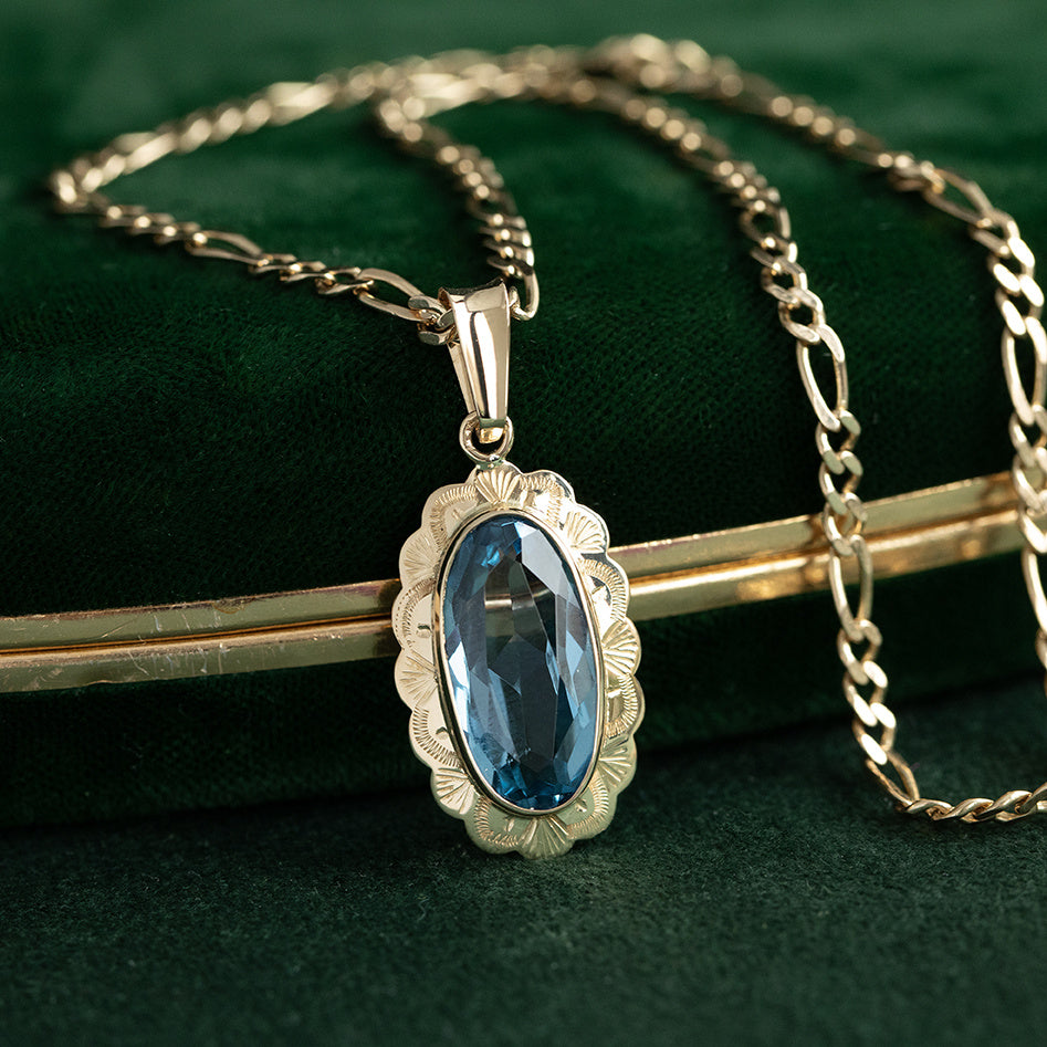 Gouden hanger met spinel 14 krt