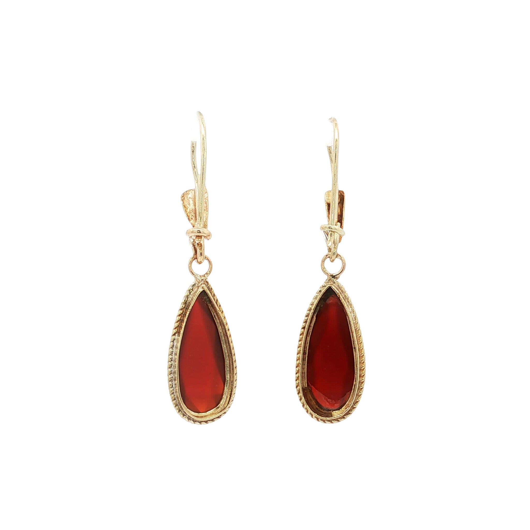 Gold vintage earrings with carnelian 14 kt