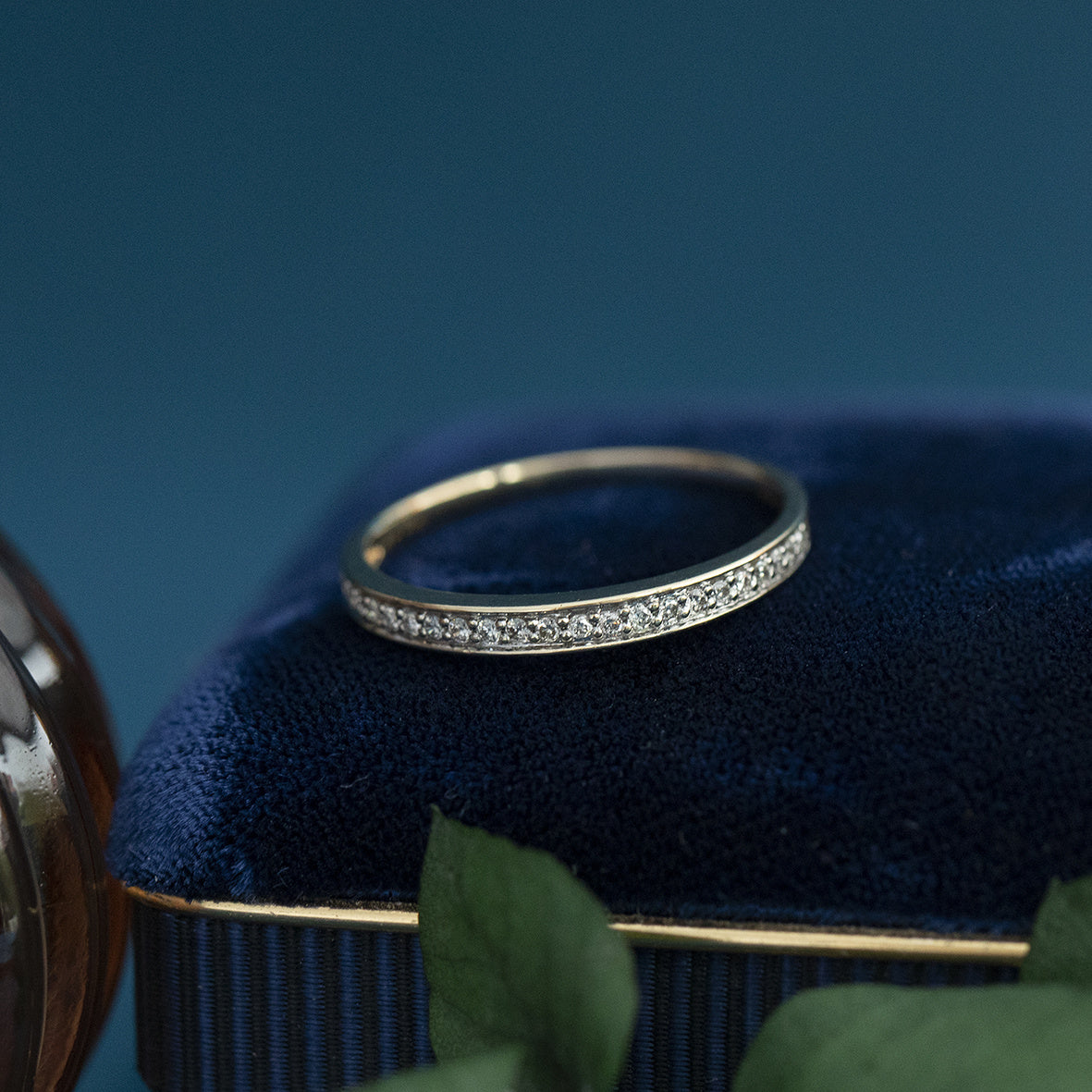 Gold alliance ring with diamonds 14 krt