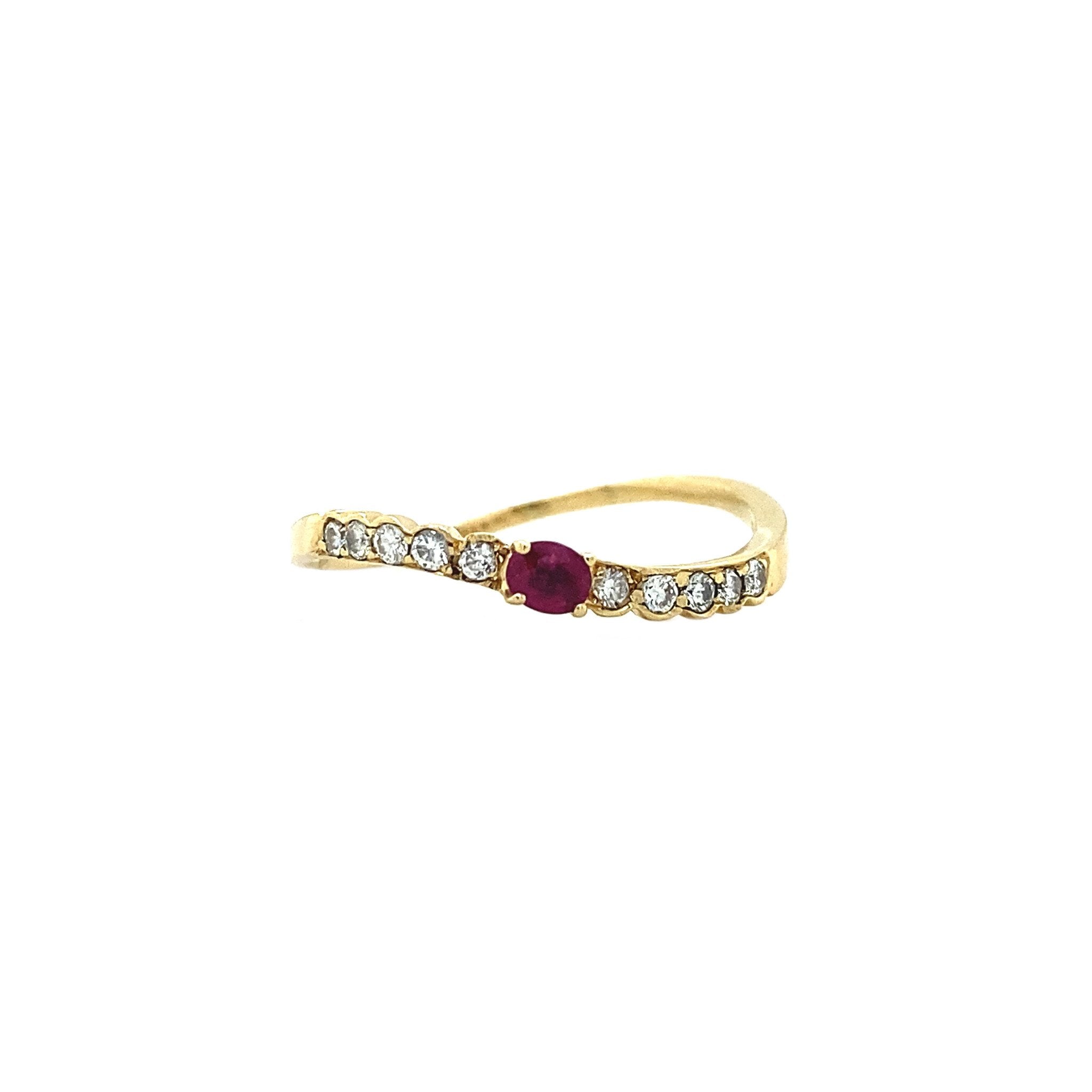 18 kt gold slagring with ruby and diamond