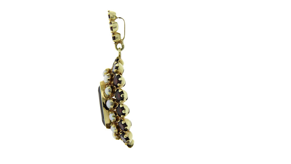 Gouden hanger met granaat en parel 14 krt