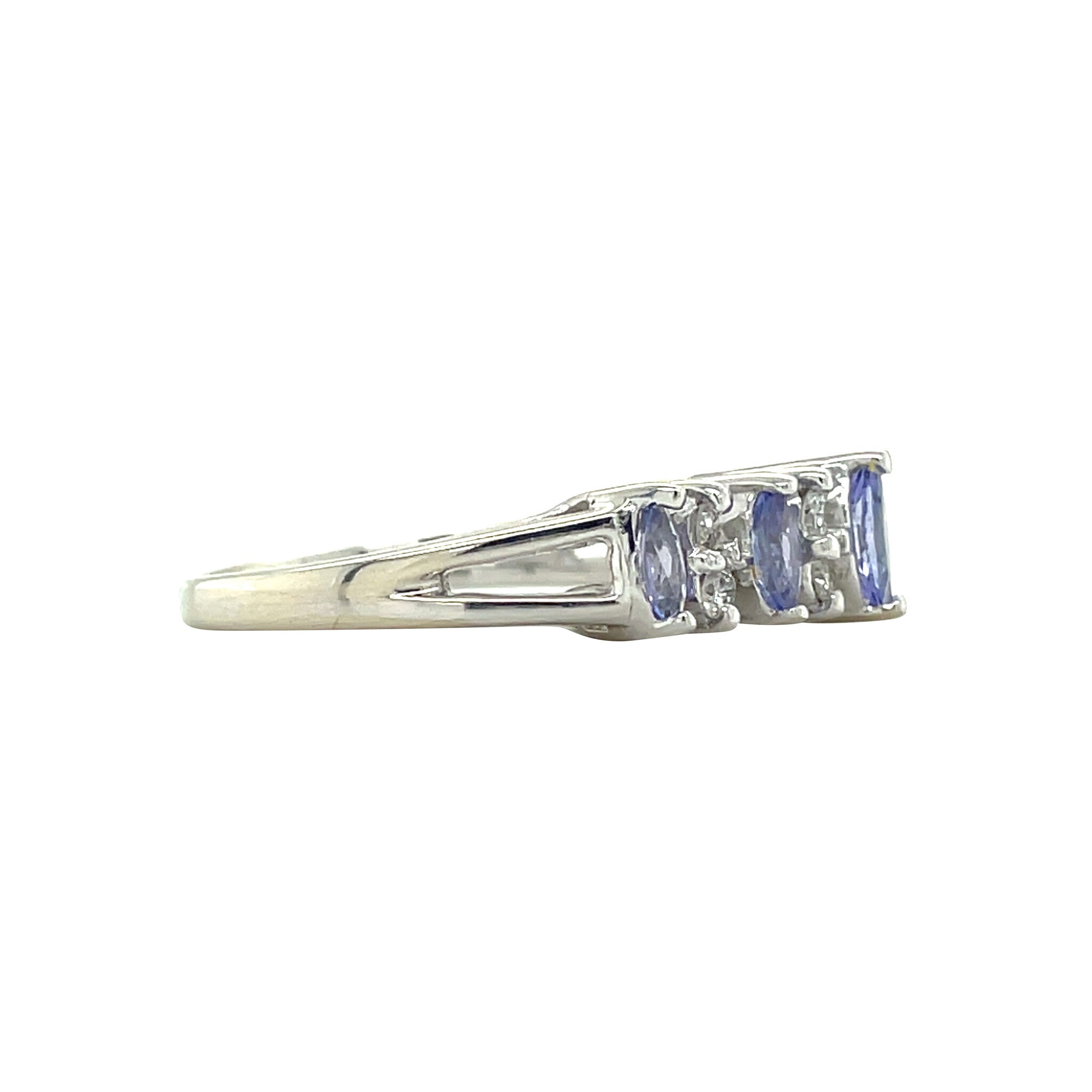 Witgouden vintage rijring met tanzaniet en diamant 14 kt