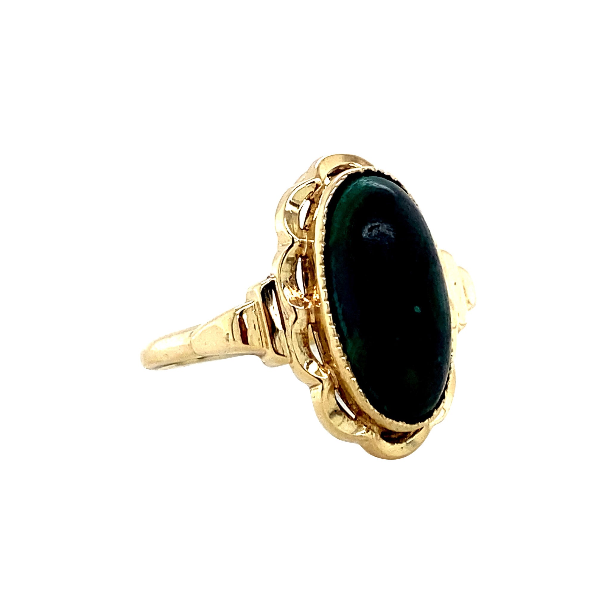 Gold ring with malachite, 14 kt