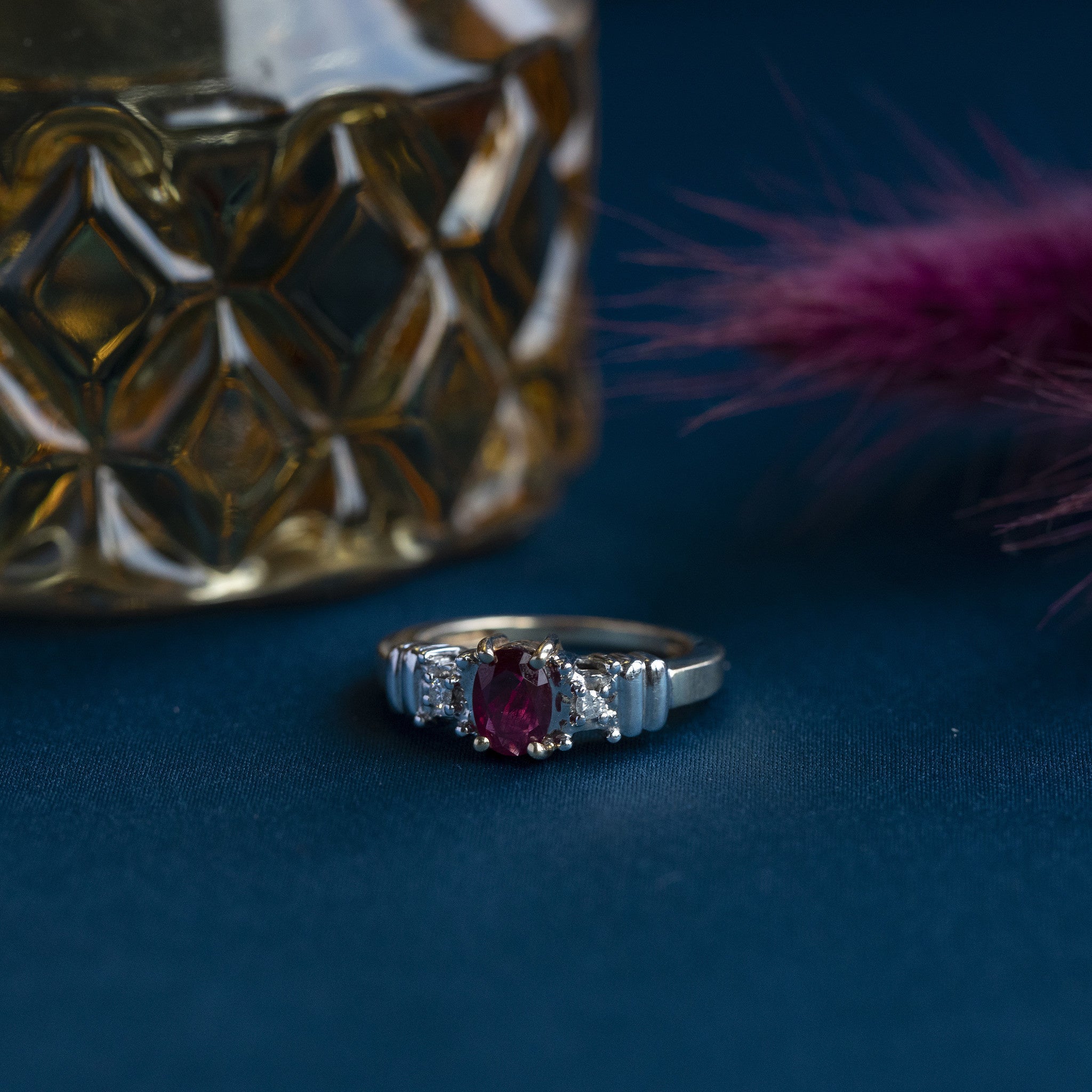 Ring with ruby and diamond 10 crt