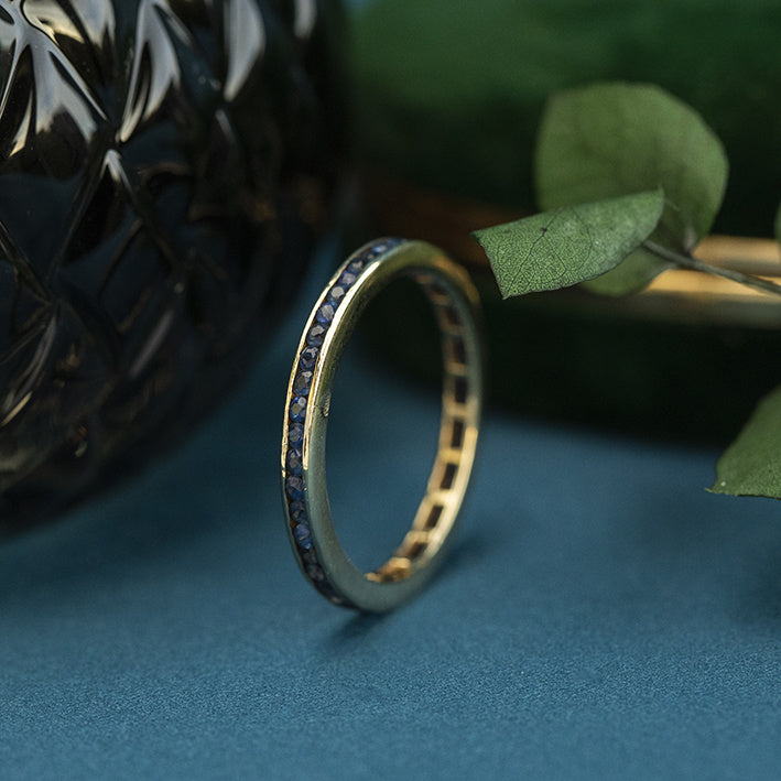 14 kt gold ring with natural sapphire