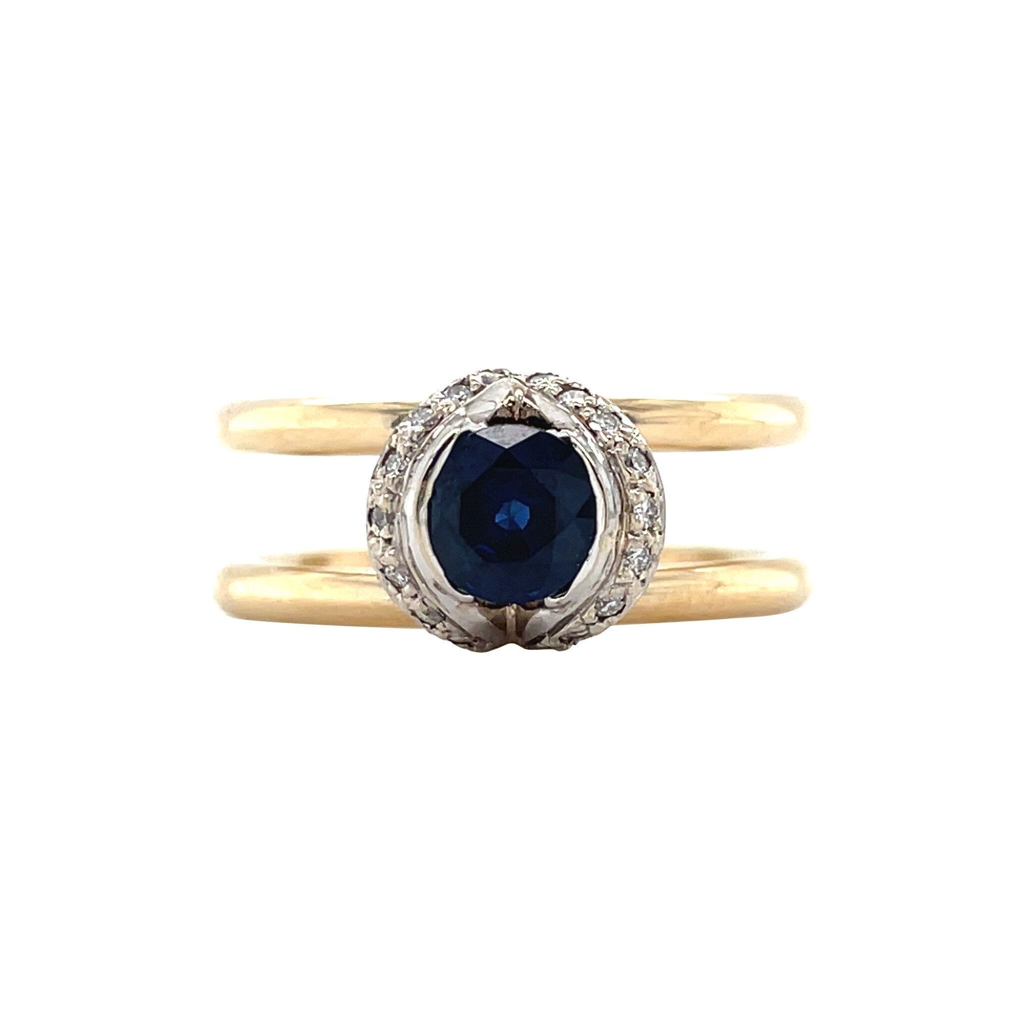 Golden vintage ring with sapphire and diamond 14 kt