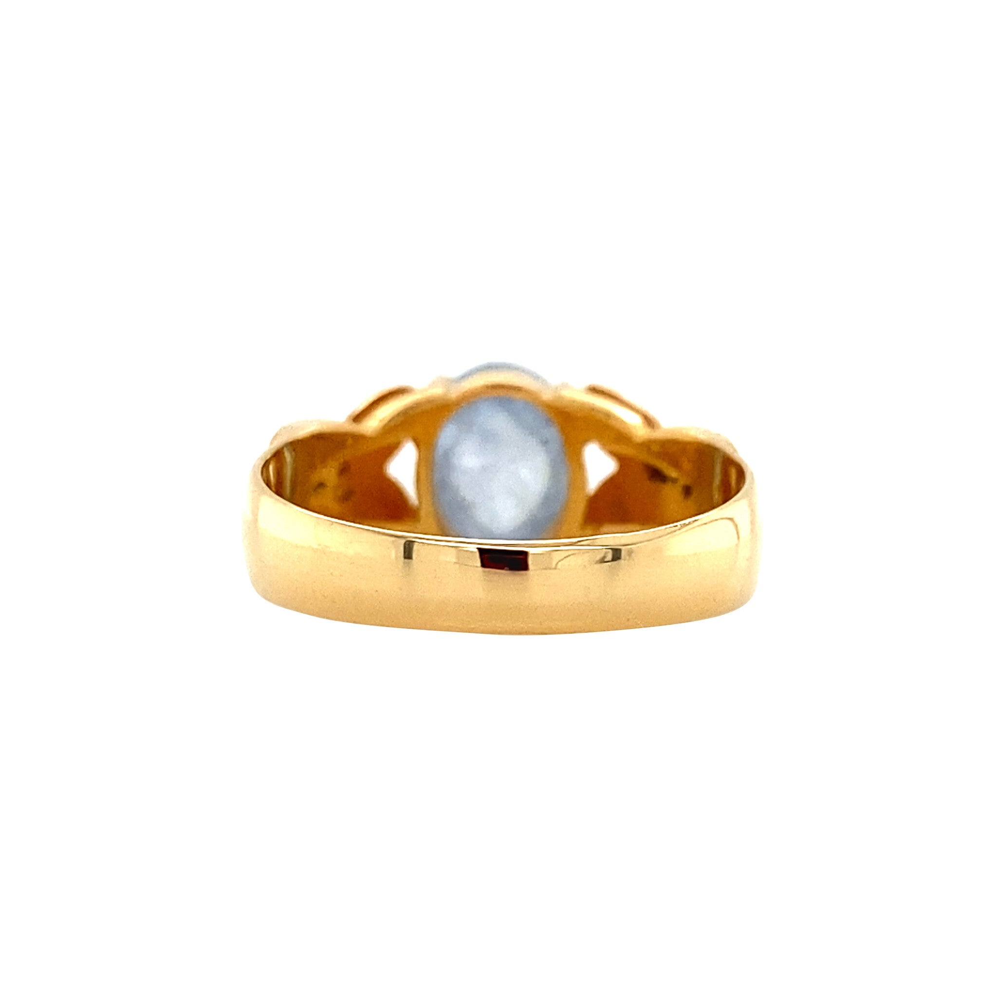 Gouden vintage ring met stersaffier 20 krt